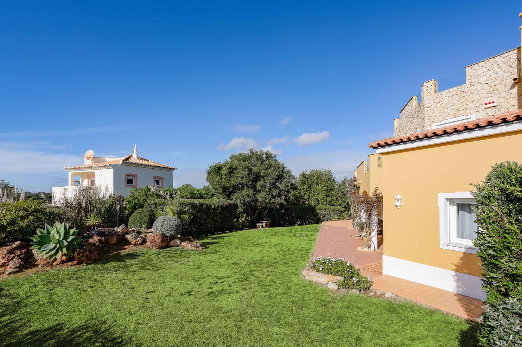 Villa Vivenda Vale *