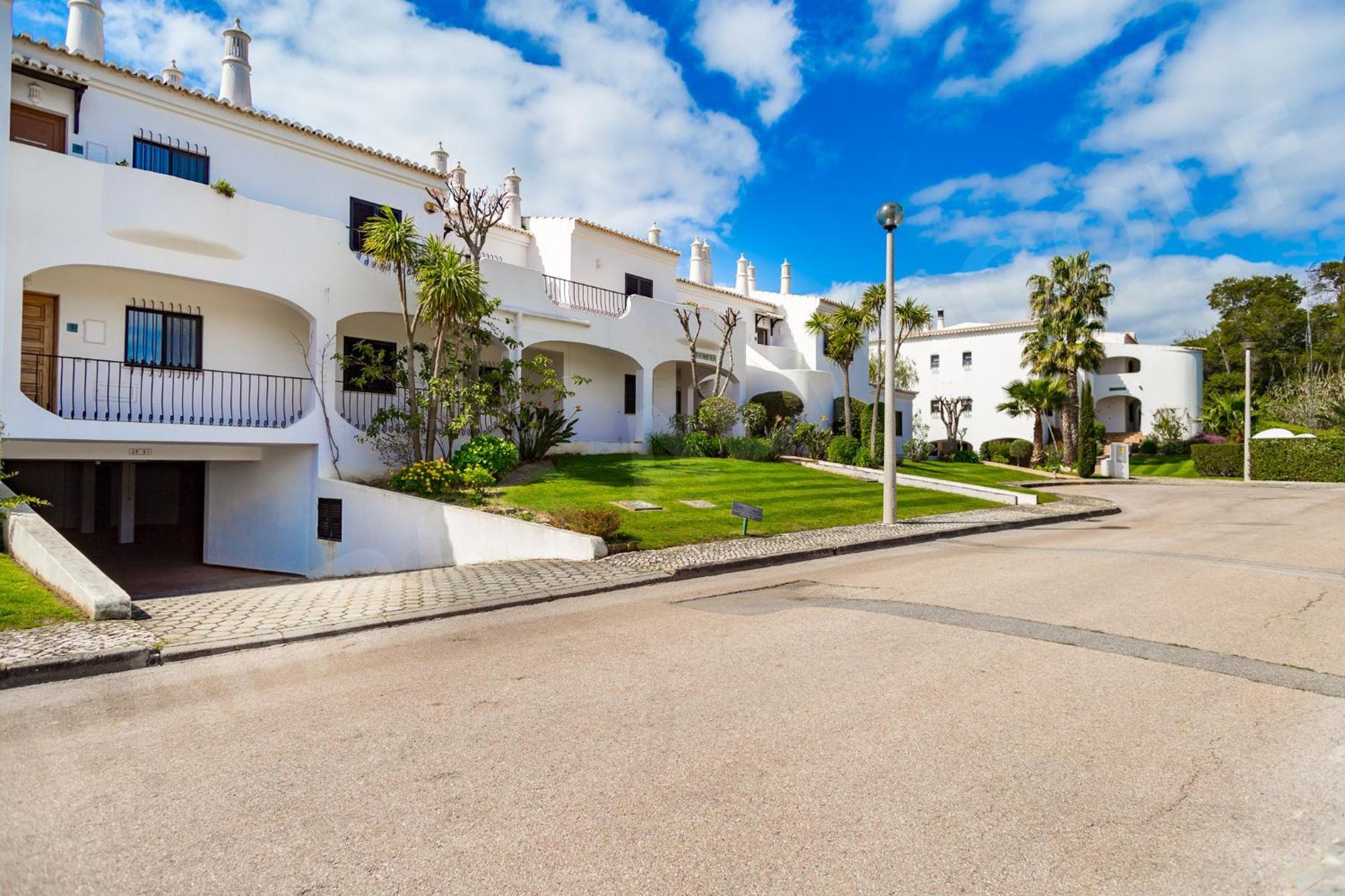 Apartment Pampas Altogolfe 2 Bedroom Portimao