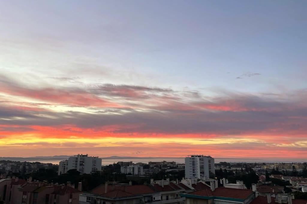 Carcavelos Ocean View * Oeiras