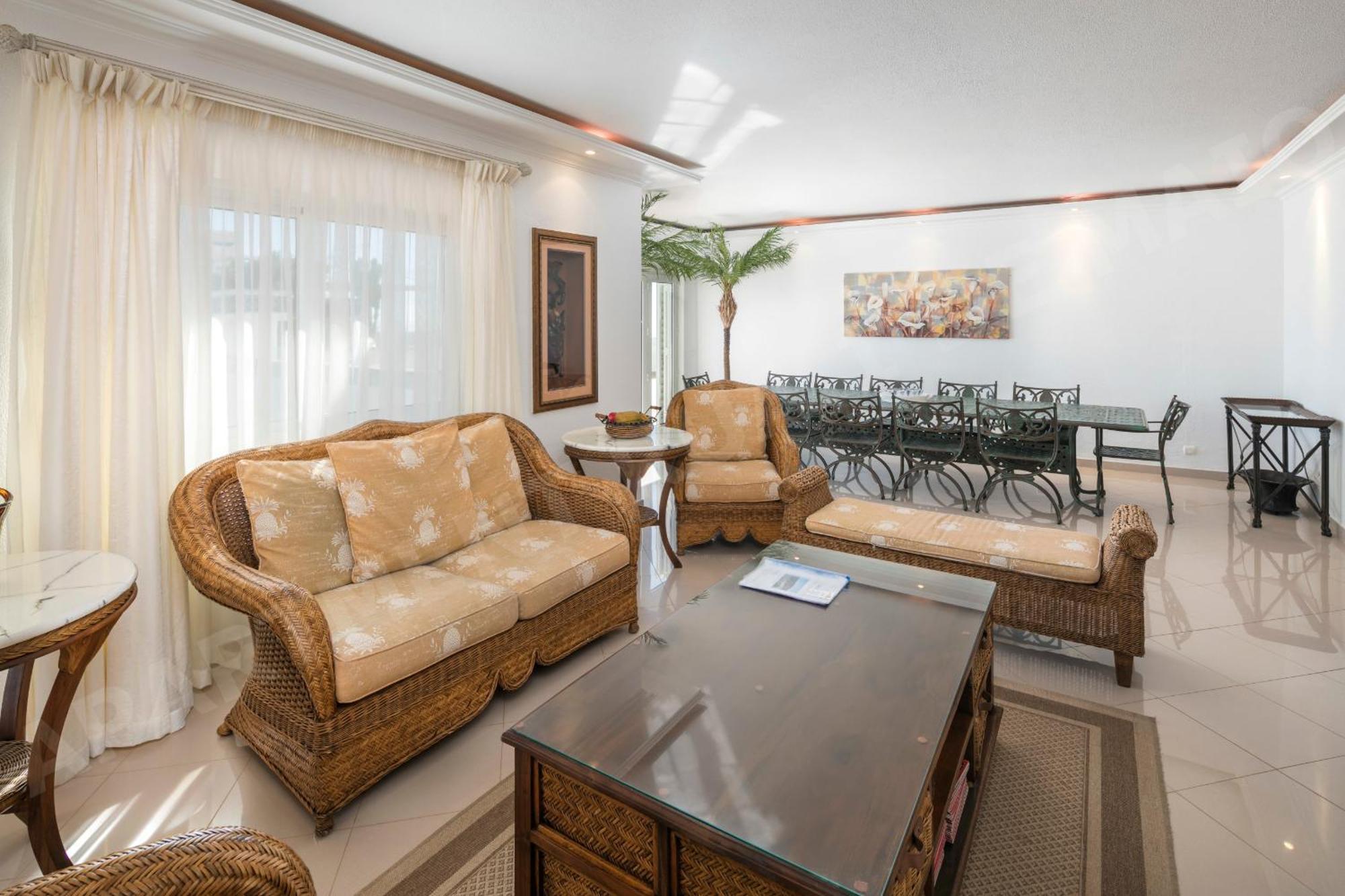 Maio Apartment *