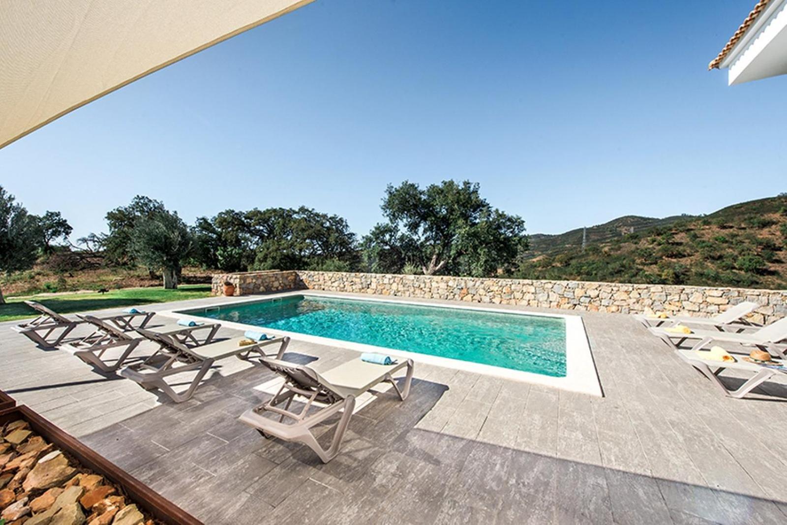 Casa Nostra Villa *