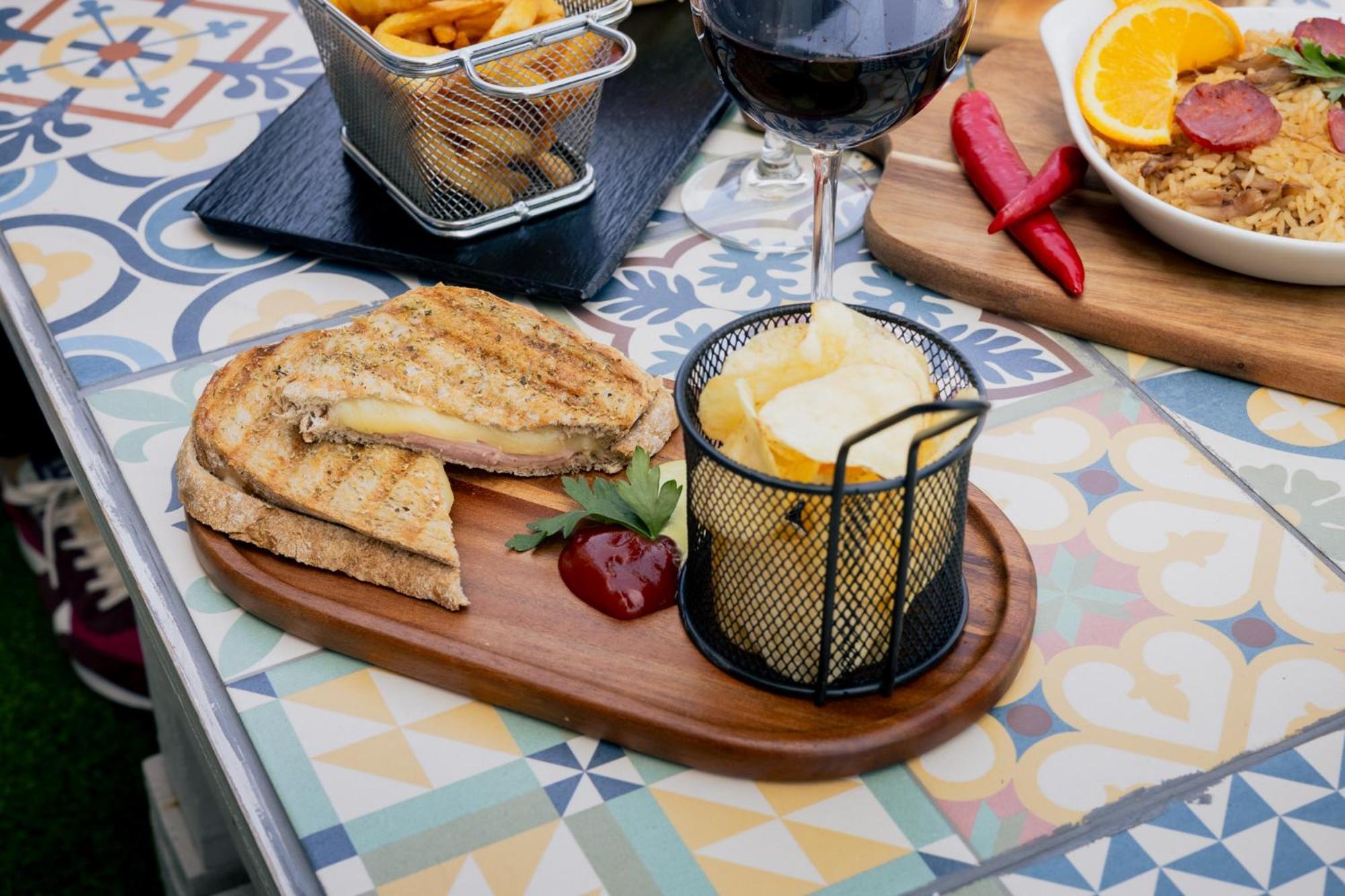 Dah - Dom Afonso Henriques (adults Only) 2* Lisbon