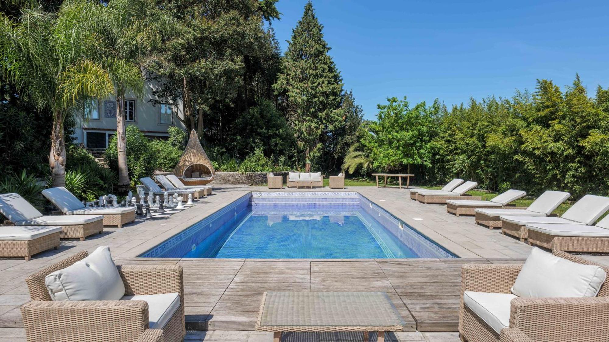 Luxurious Royal Estate In Historic Paradise Villa Sintra