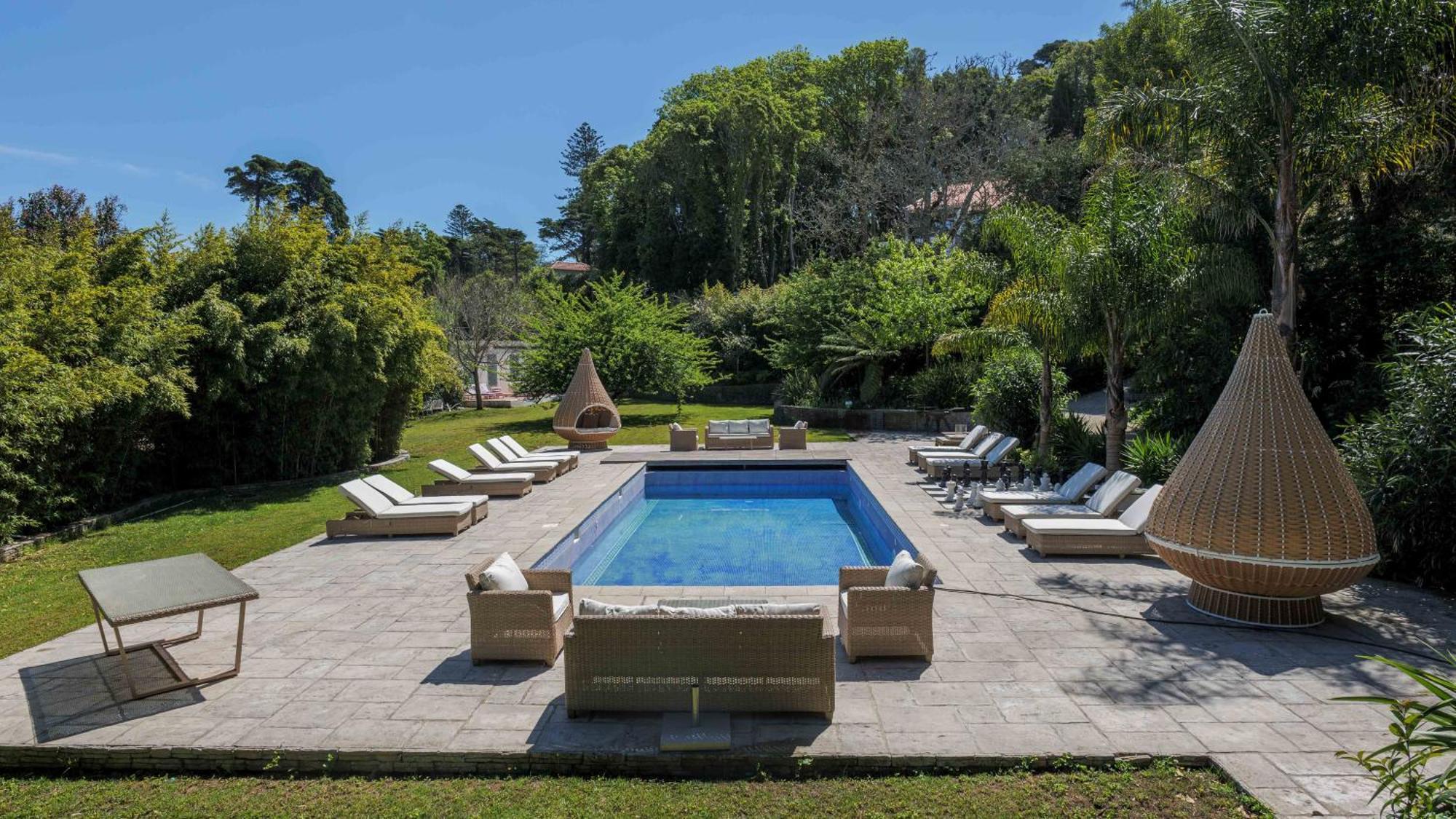 Luxurious Royal Estate In Historic Paradise Sintra
