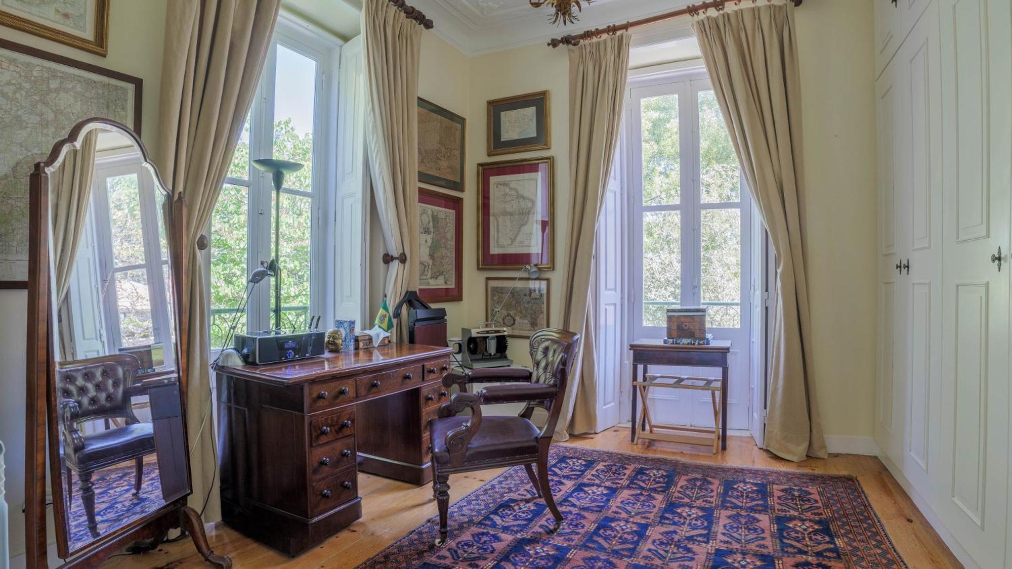 Luxurious Royal Estate In Historic Paradise Villa Sintra