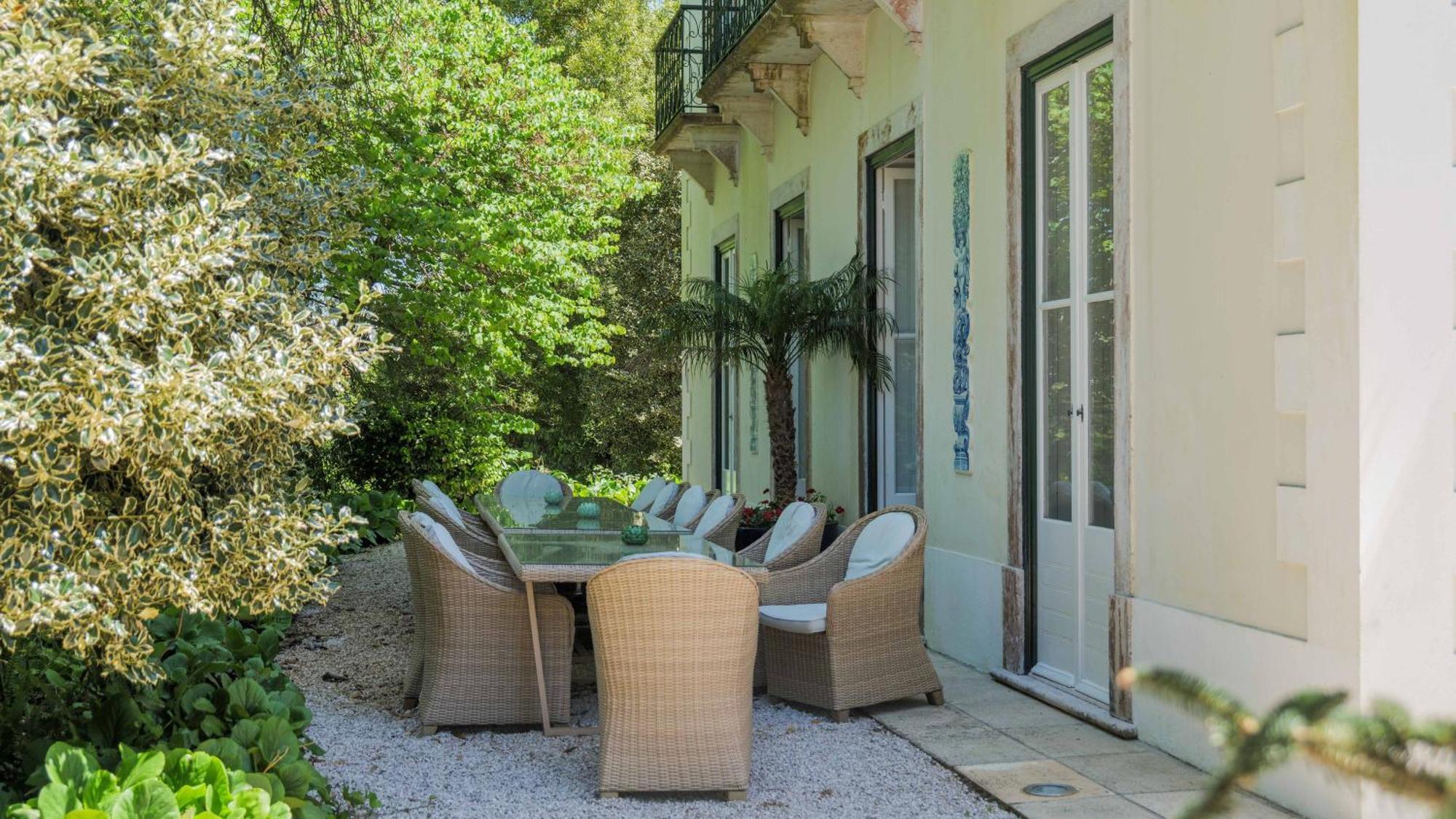 Luxurious Royal Estate In Historic Paradise Villa *