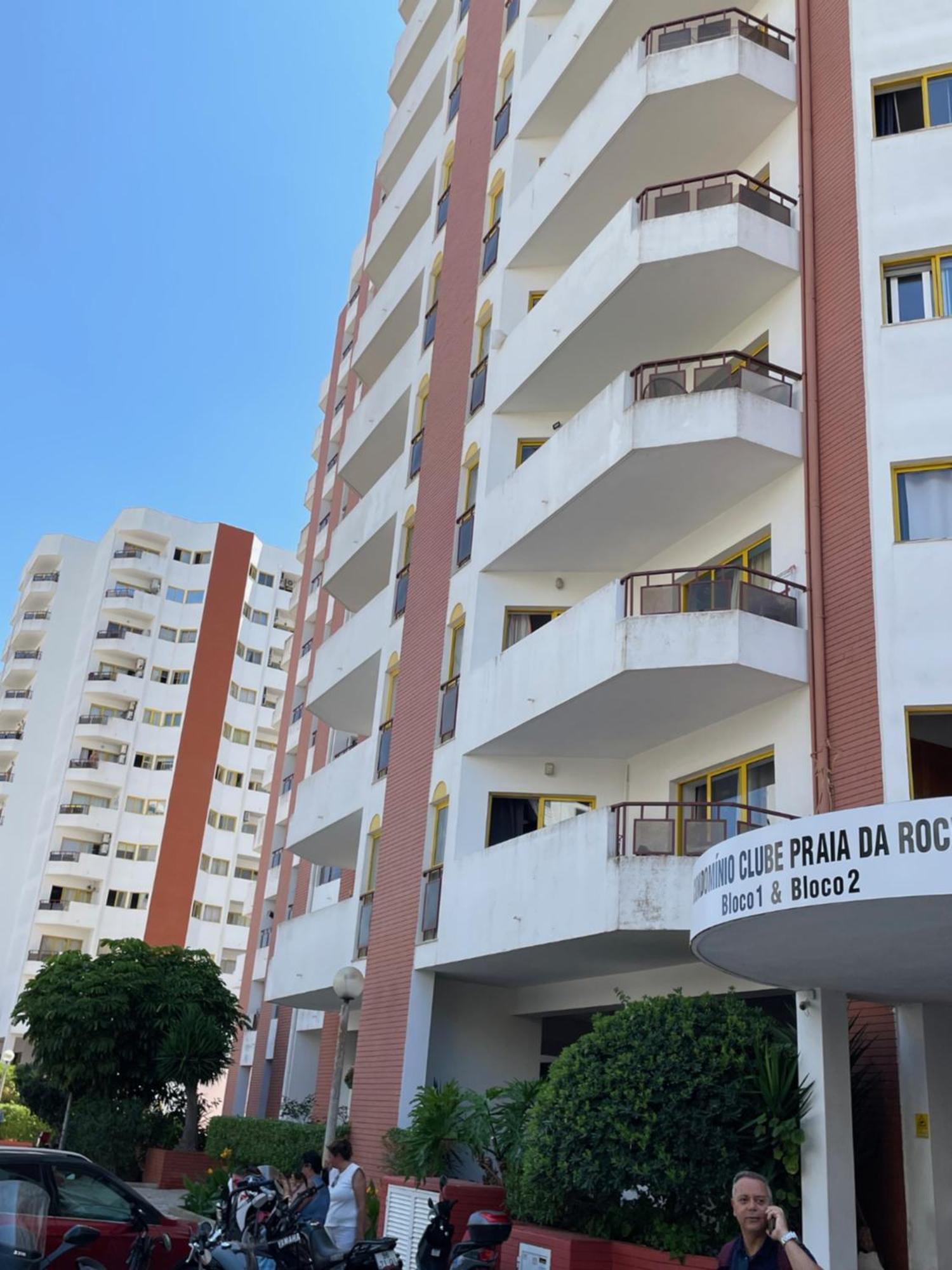 Apartment No Snow, 300 M From The Beach, King Size Bed, Fast Wi-fi *