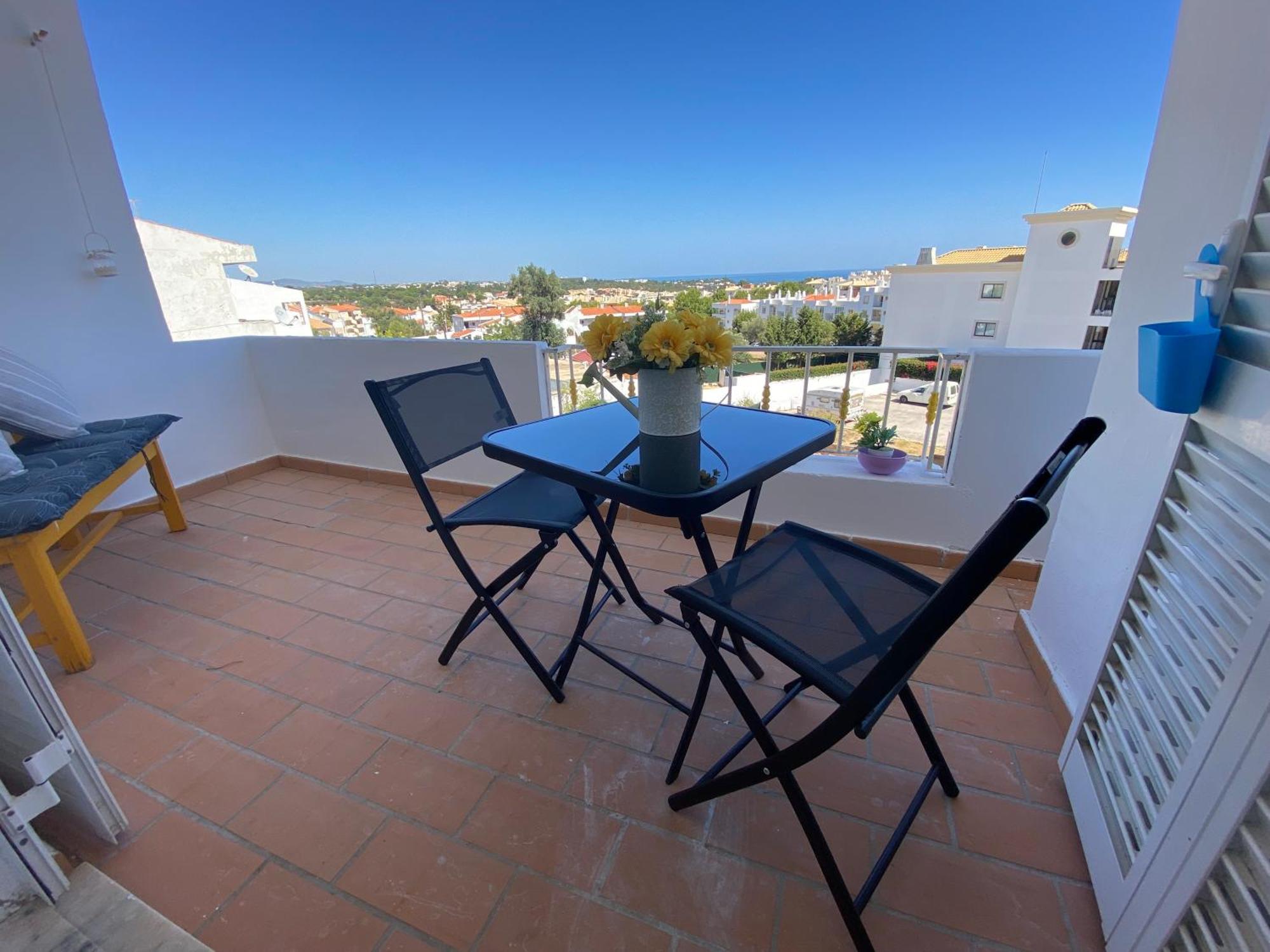 Casa de férias Moradia Olival- Bbq, 2 Quartos, Quintal