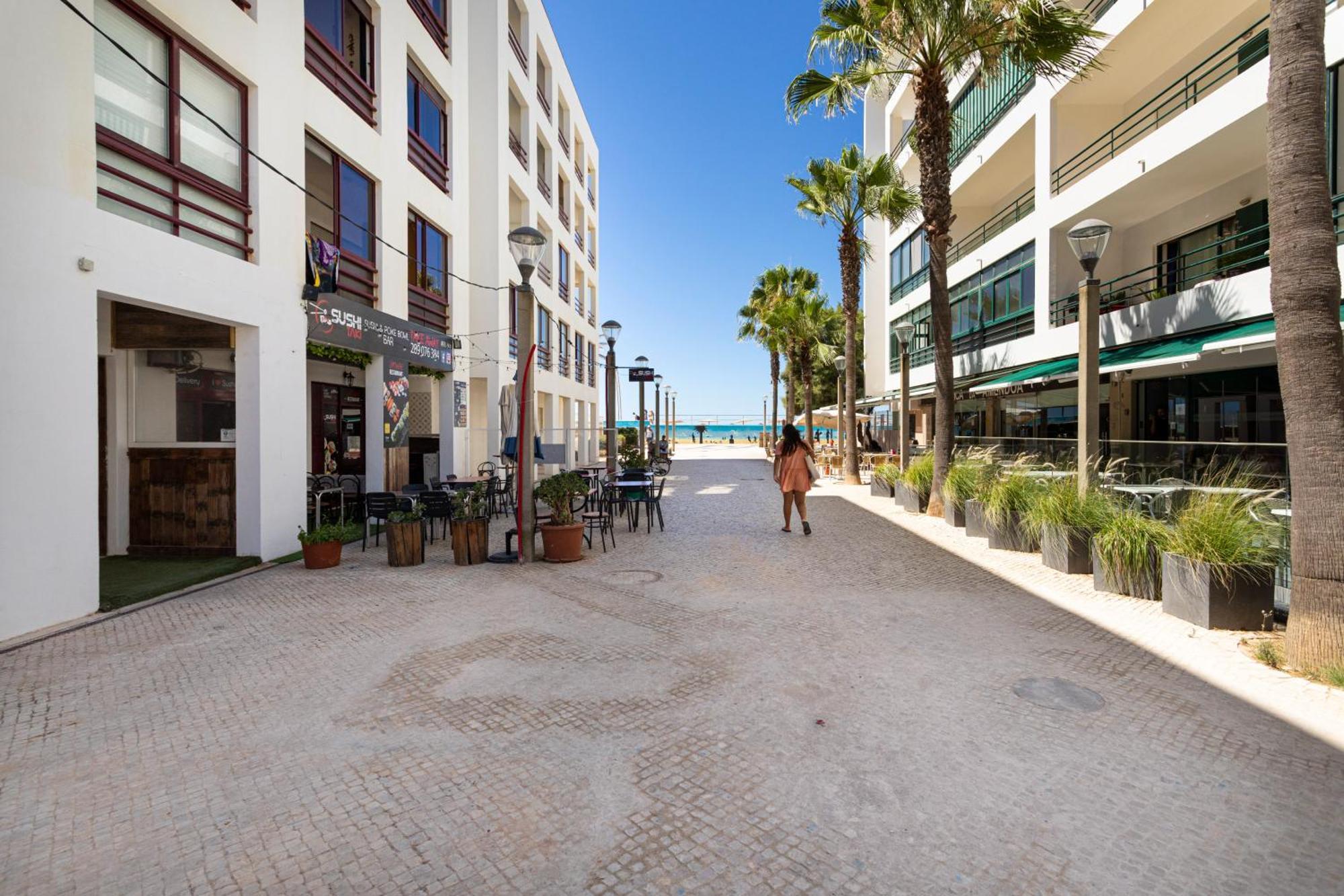 Apartment Centralgarve - Beachfront With Pool Penthouse *