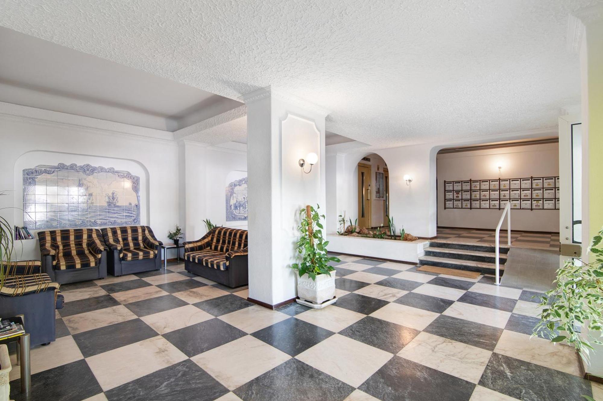 Moderno E Renovado T2 Apartment *