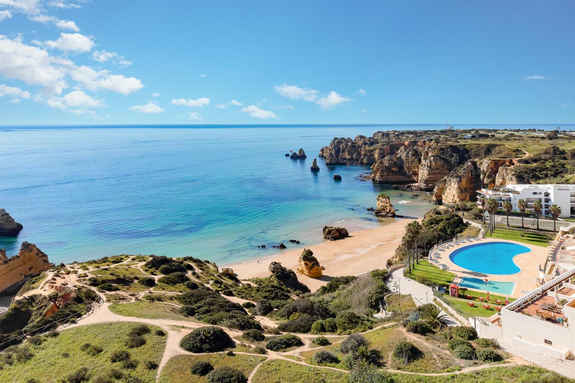 Apartment Amazing Sea View W/ 2 Bdr Ideal 4 Families W/ Wifi *
