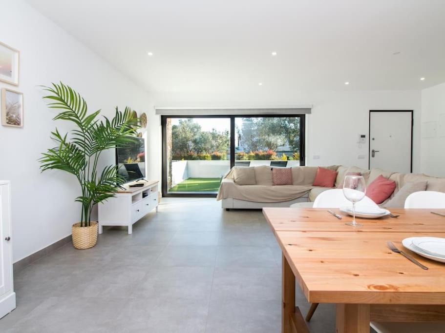 Bonjour House - Sea View & Pool And Garden & Bbq Pousada Albufeira