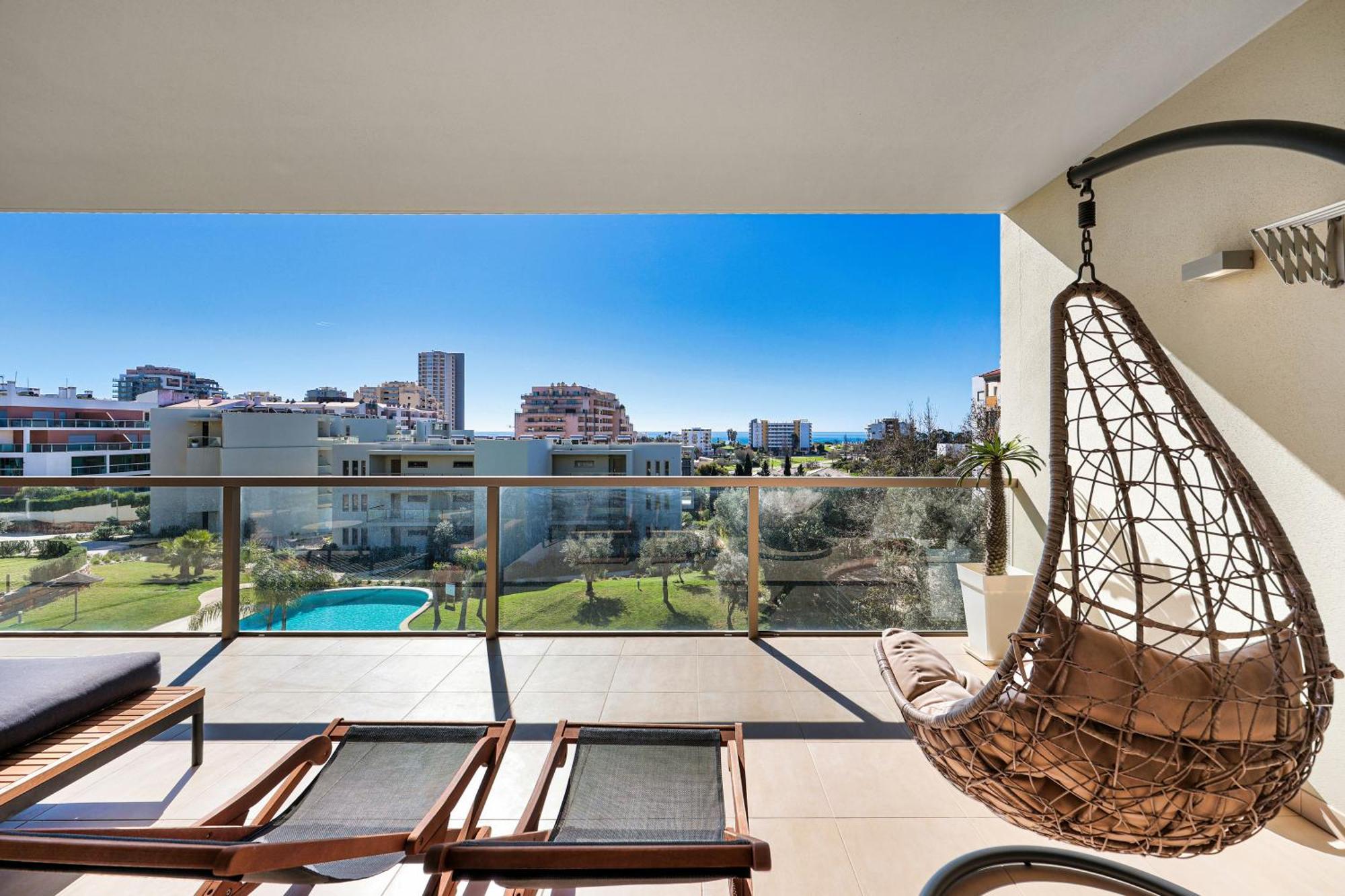 Oasis Mar - And Sun House