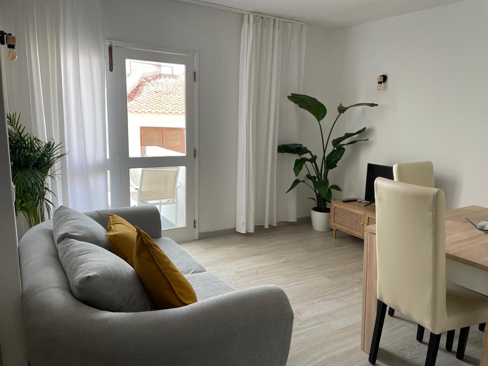 New! 50 Meters From The Apartment *