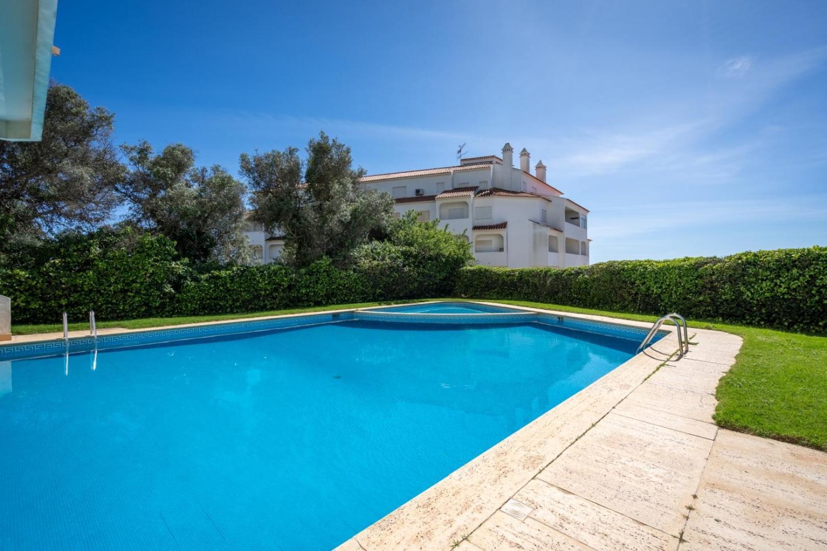 Holiferias Amoreira Mar * Alvor