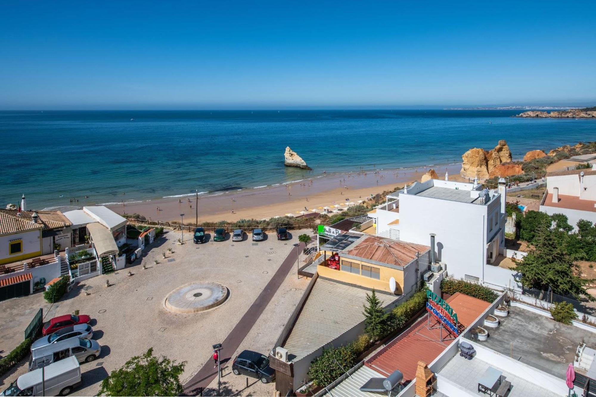 Beachfront 1 Bdr With Pool By Lovelystay Apartment Portimao