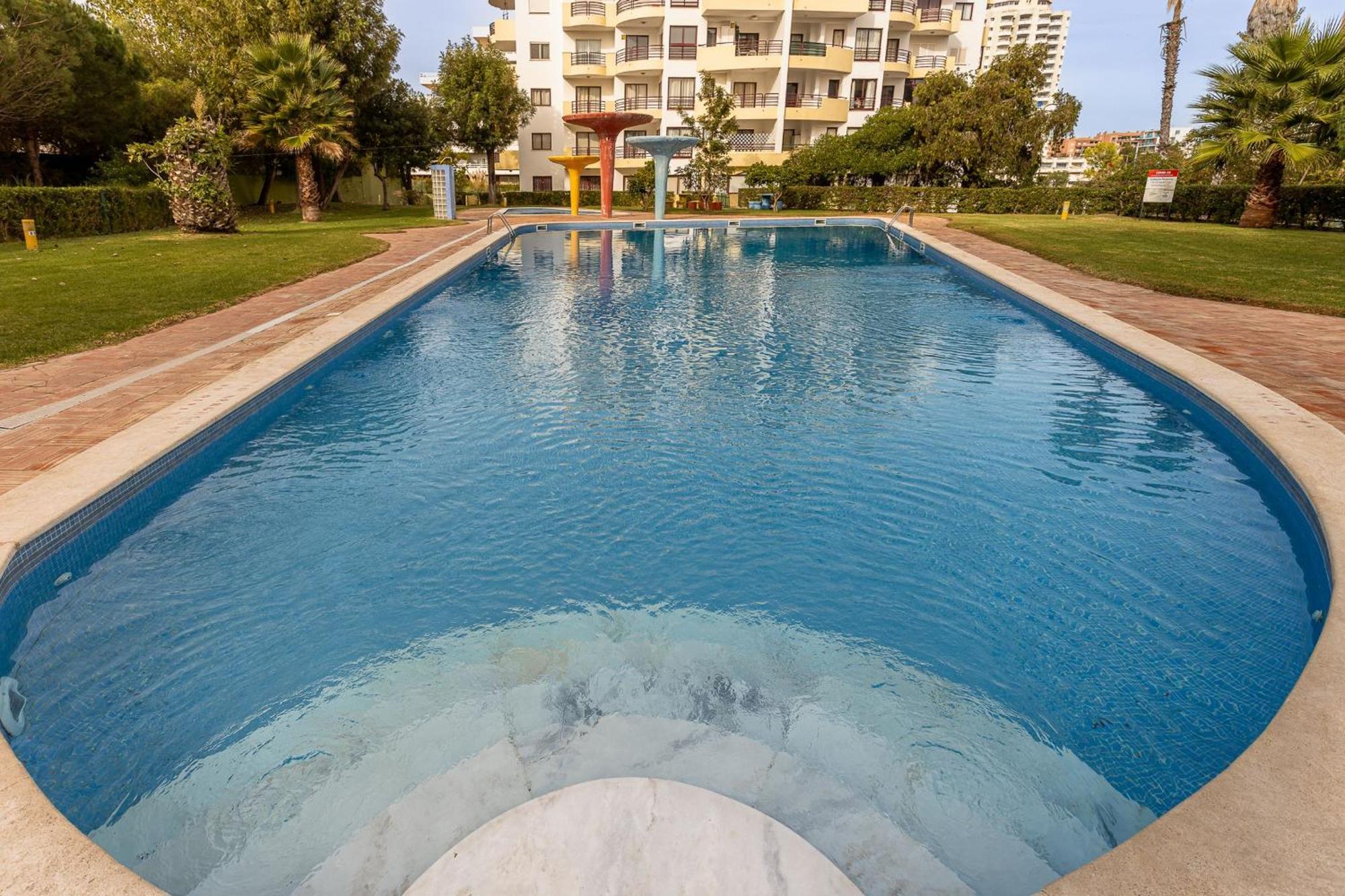 Apartment Beachfront 1 Bdr With Pool By Lovelystay Portimao