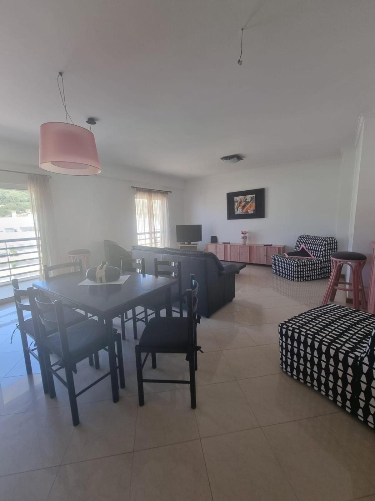 Apartamento Apart. T2 Baixa