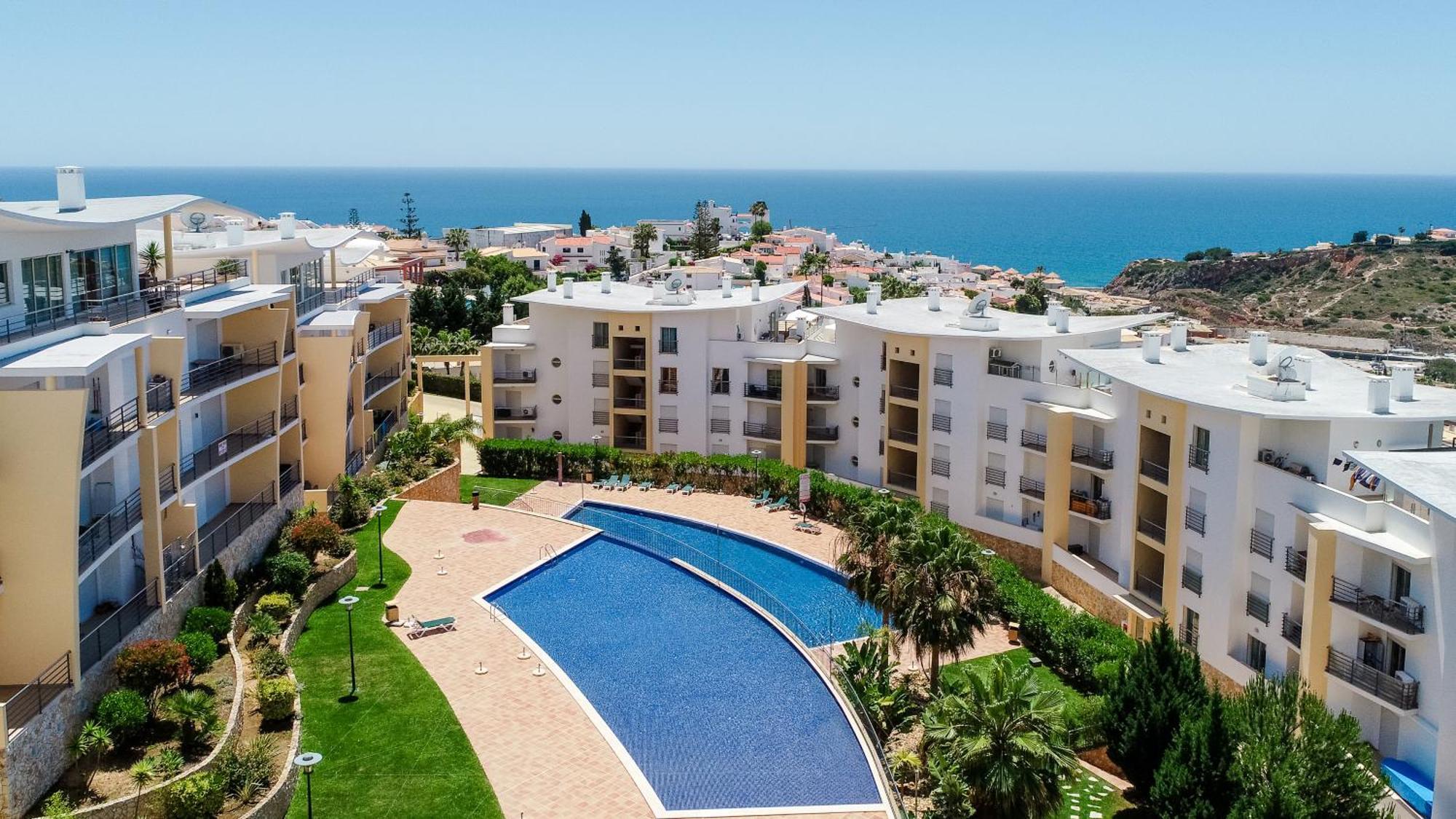 Apartment Homes Ocean View With Comfortable Terrace, 2 Swimming Pools & Tennis Court *