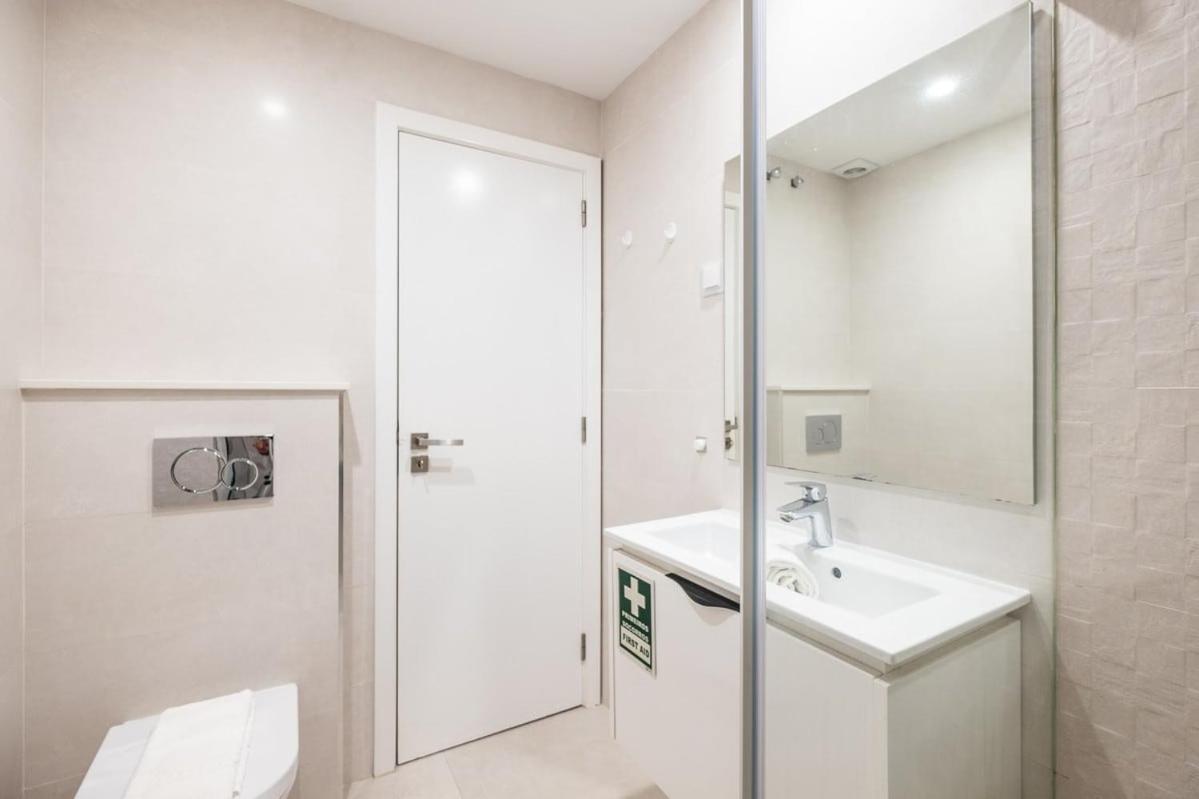 Marina Design T1 Apartment