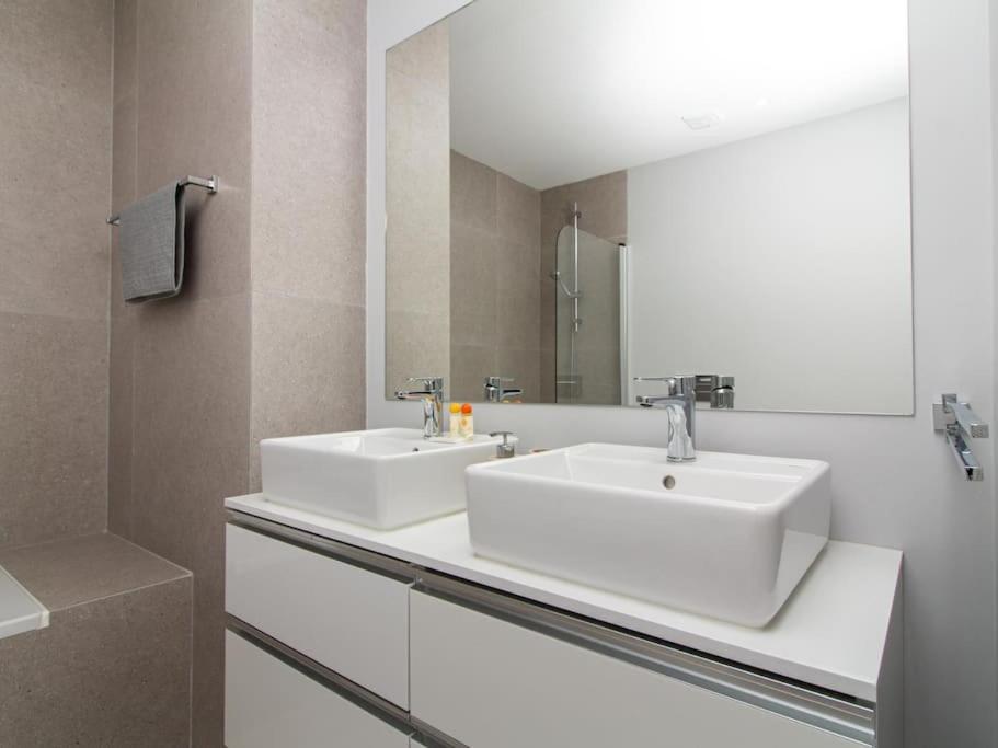 Panoramic E - Rooftop Pool & Sea View Apartment *