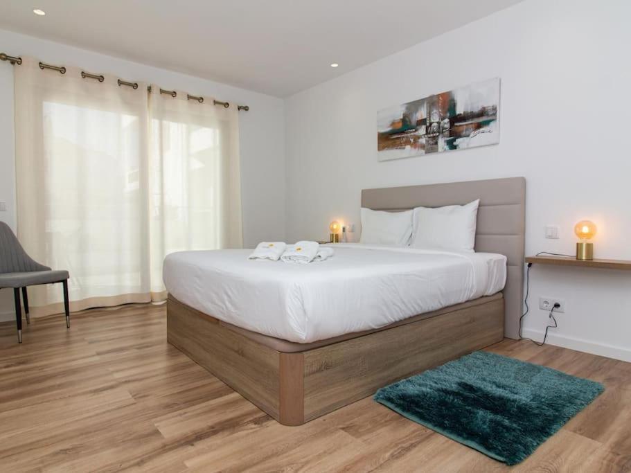 Panoramic E - Rooftop Pool & Sea View * Albufeira