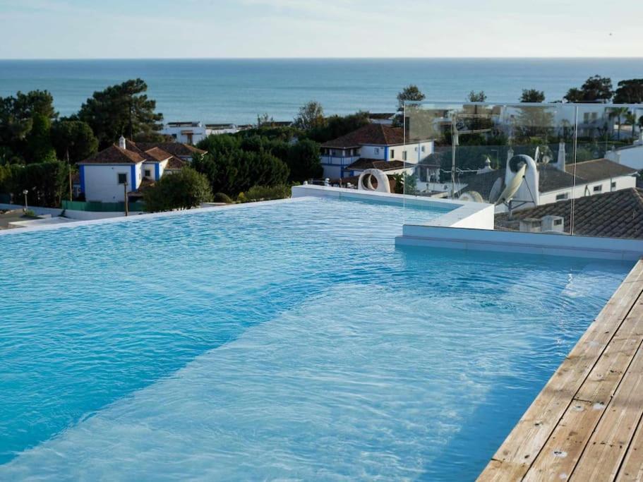 Panoramic E - Rooftop Pool & Sea View Apartment