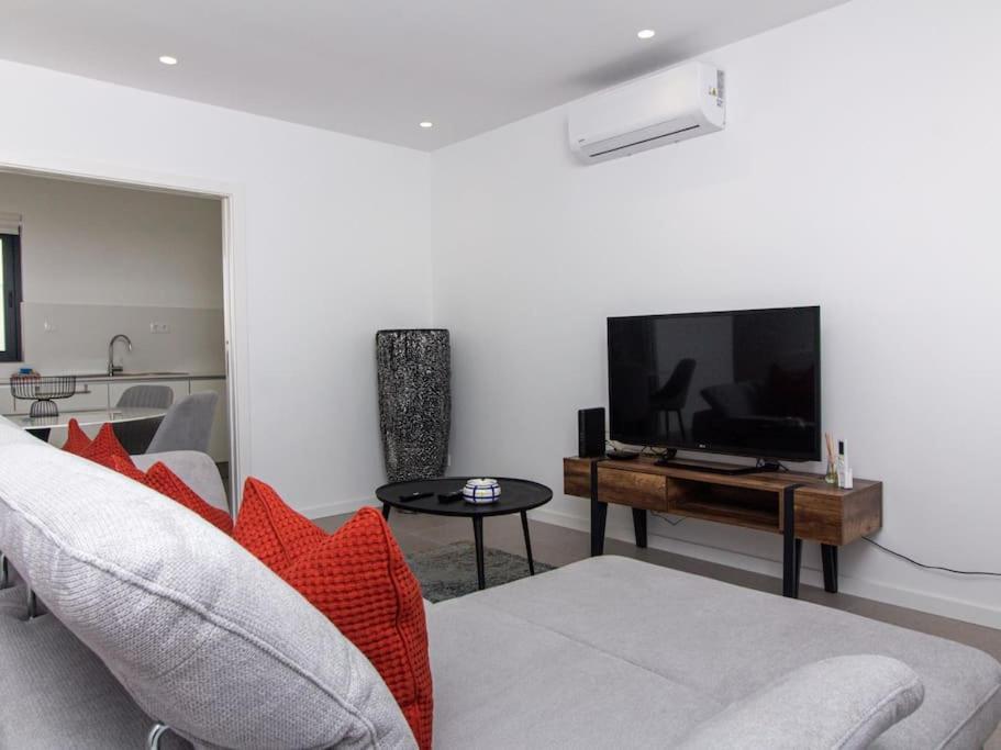 Panoramic E - Rooftop Pool & Sea View Apartment *