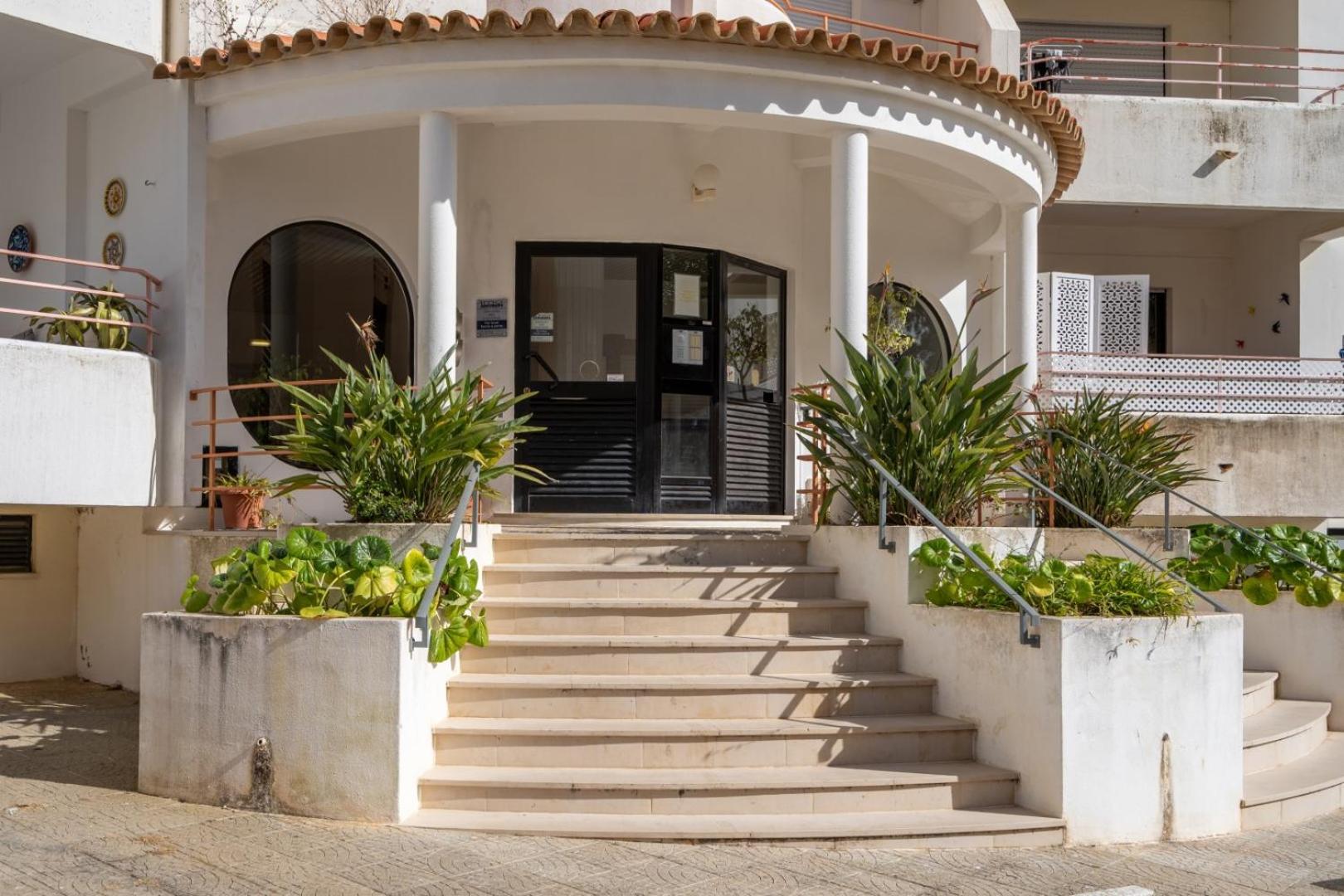 Holiferias Amoreira Mar * Alvor