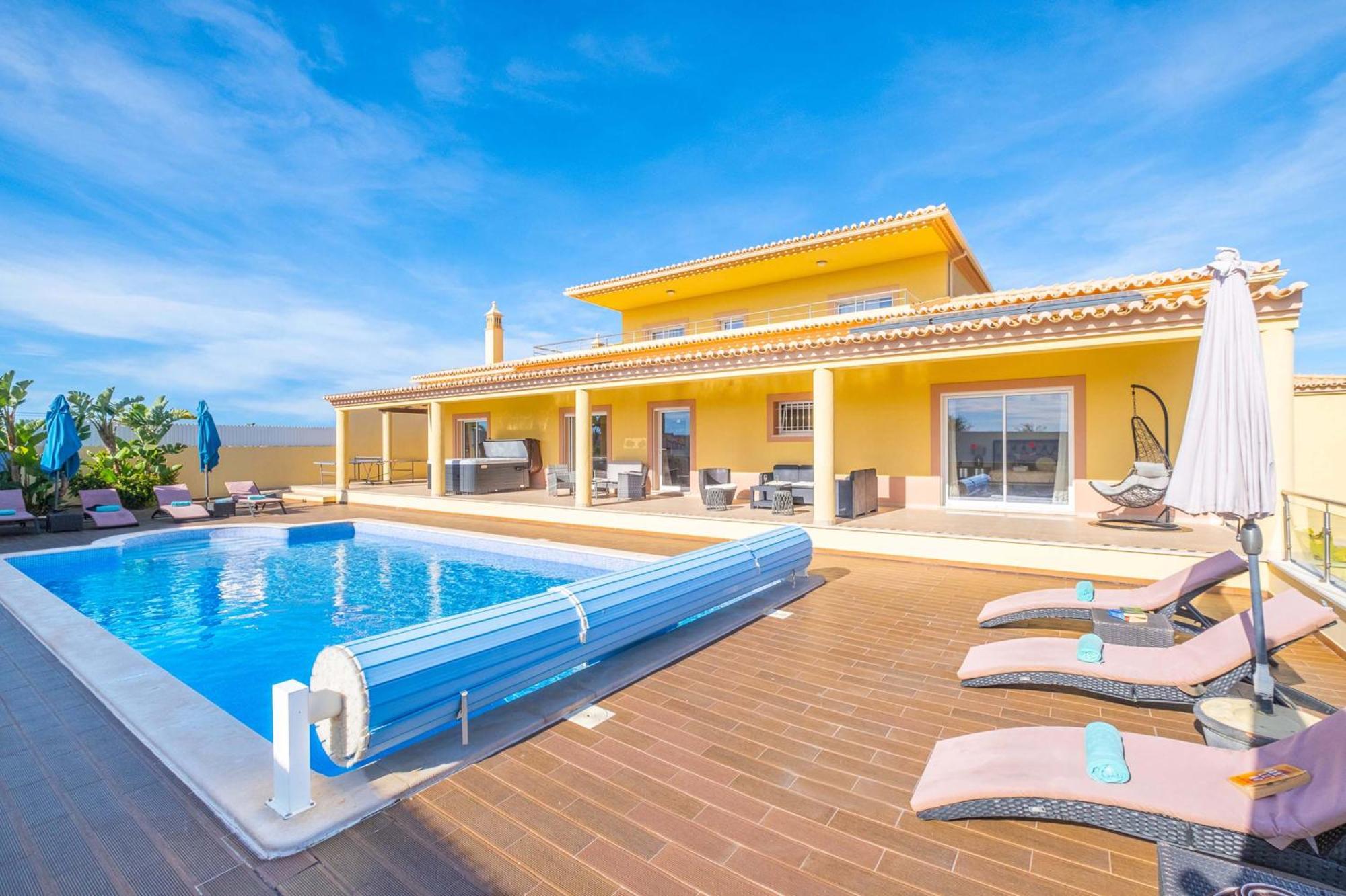 Villa Golden Bay By Algarve Vacation *