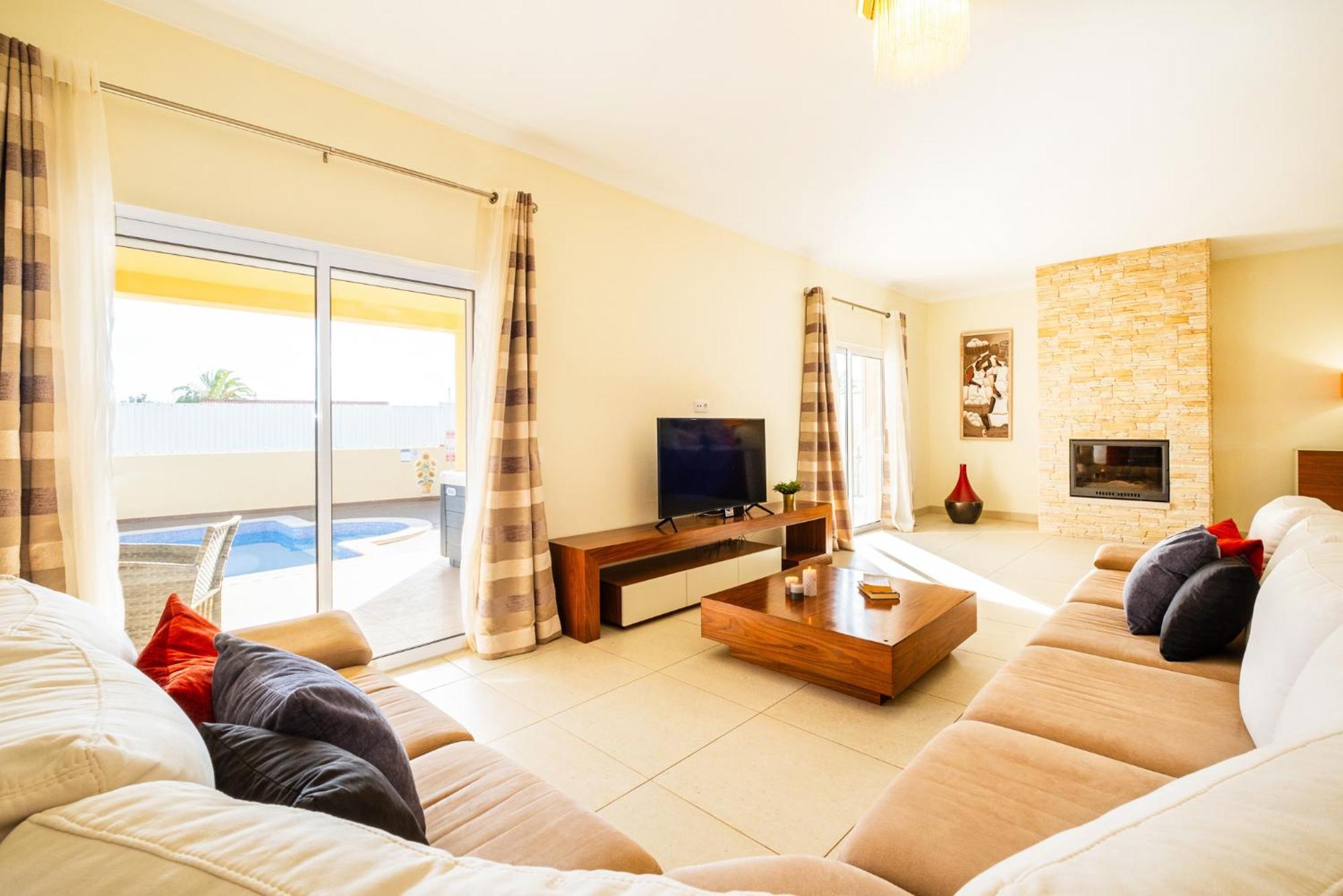 Golden Bay By Algarve Vacation Villa Carvoeiro (Lagoa)