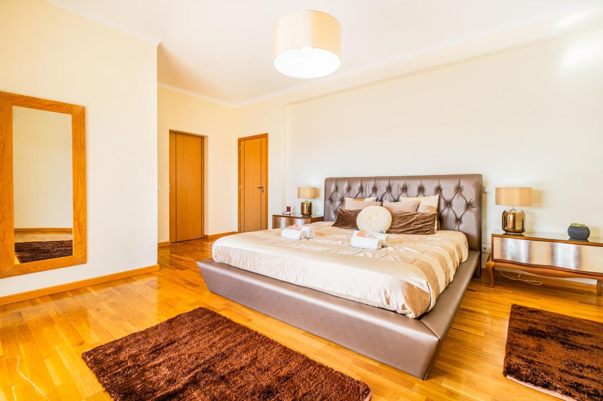 Golden Bay By Algarve Vacation Villa *