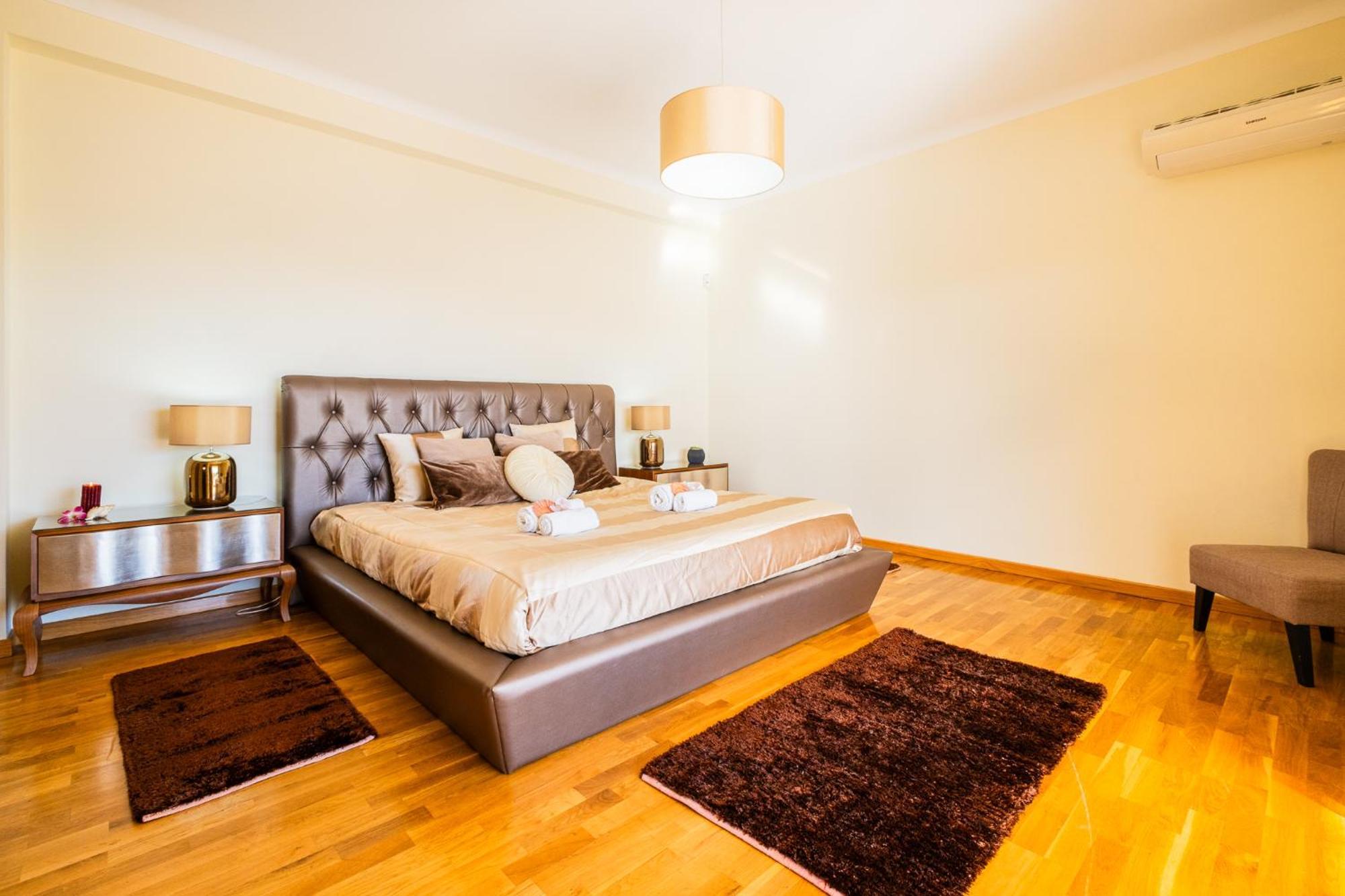 Golden Bay By Algarve Vacation Villa *
