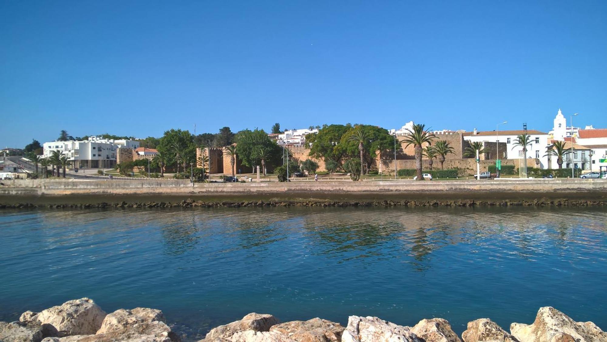Apartamento Casa Leste - Seav View, Iberlagos Resort, Dona Ana