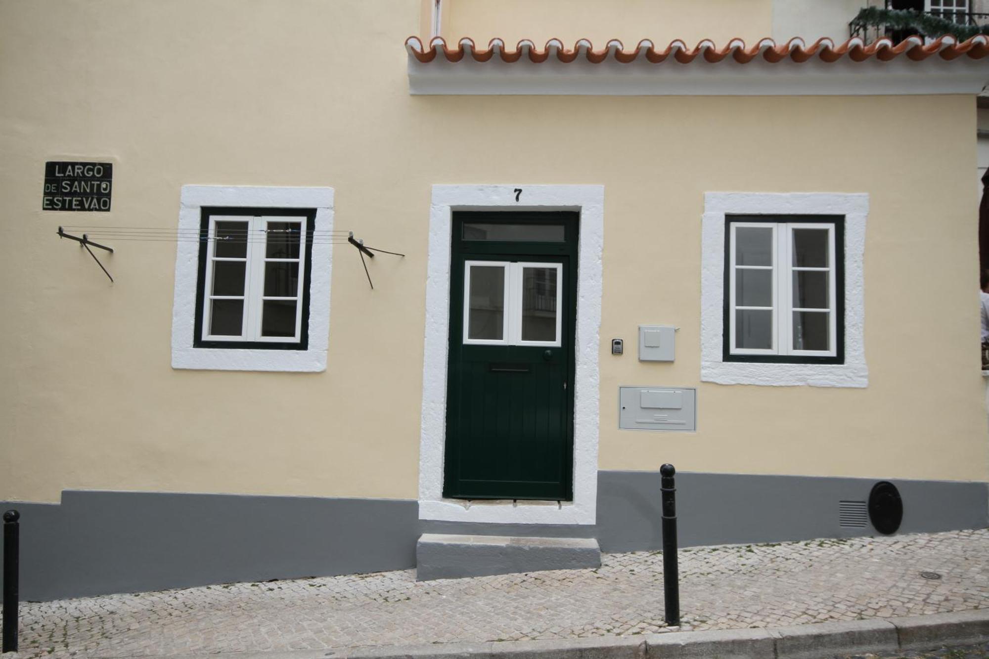Alfama Right Point Apartment Lisbon
