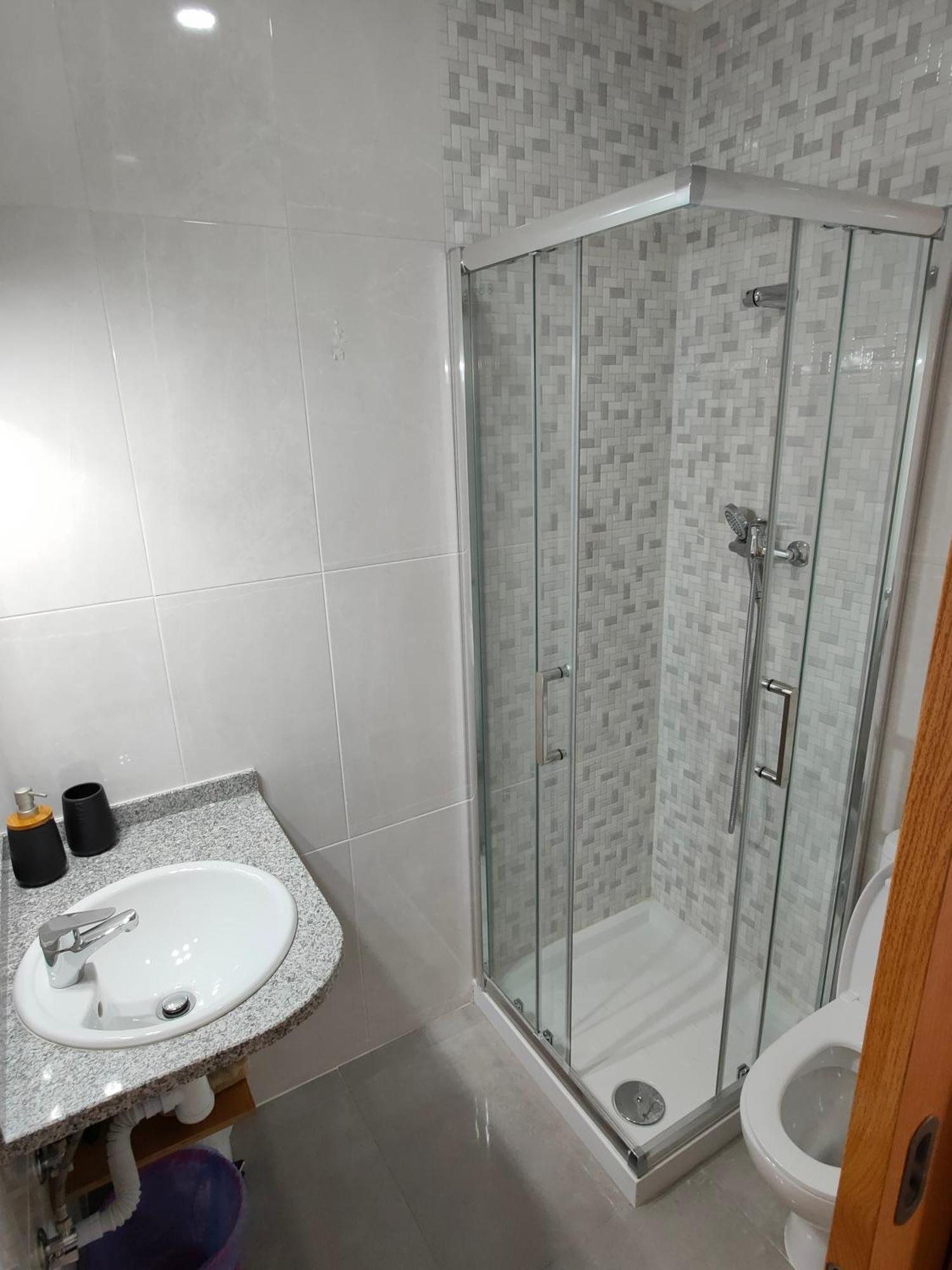 Guest house Casa Da Avo - Center - Private Bedrooms Lagos