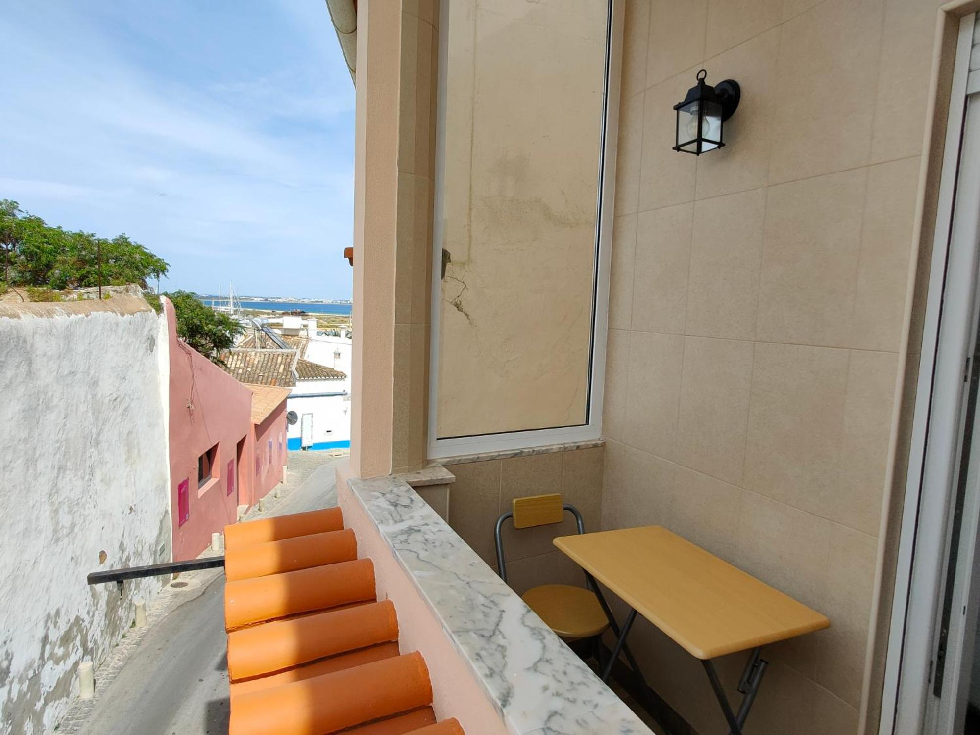 Casa Da Avo - Center - Private Bedrooms Lagos