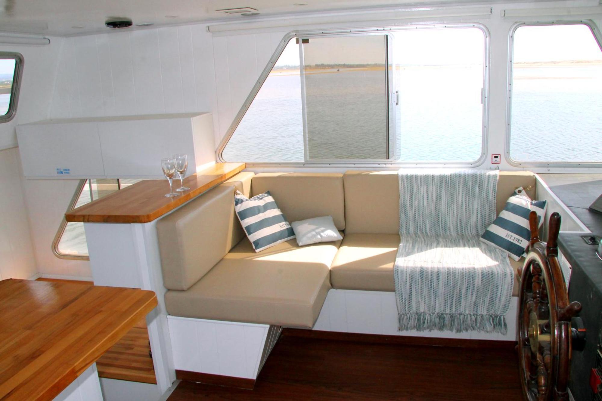 Botel Barco Casa Fuzeta
