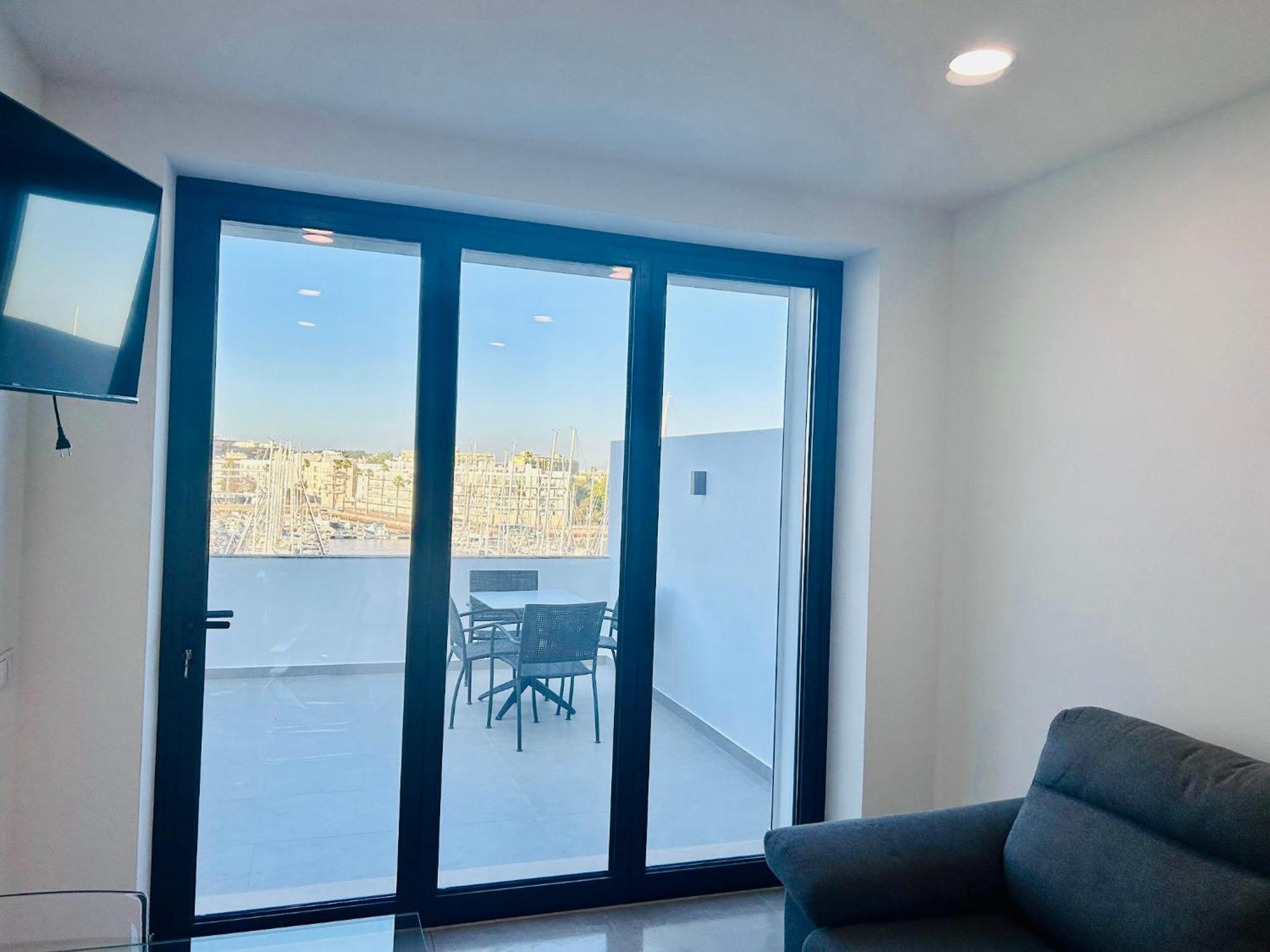 Spectacular Marina View On Promenade Apartment *