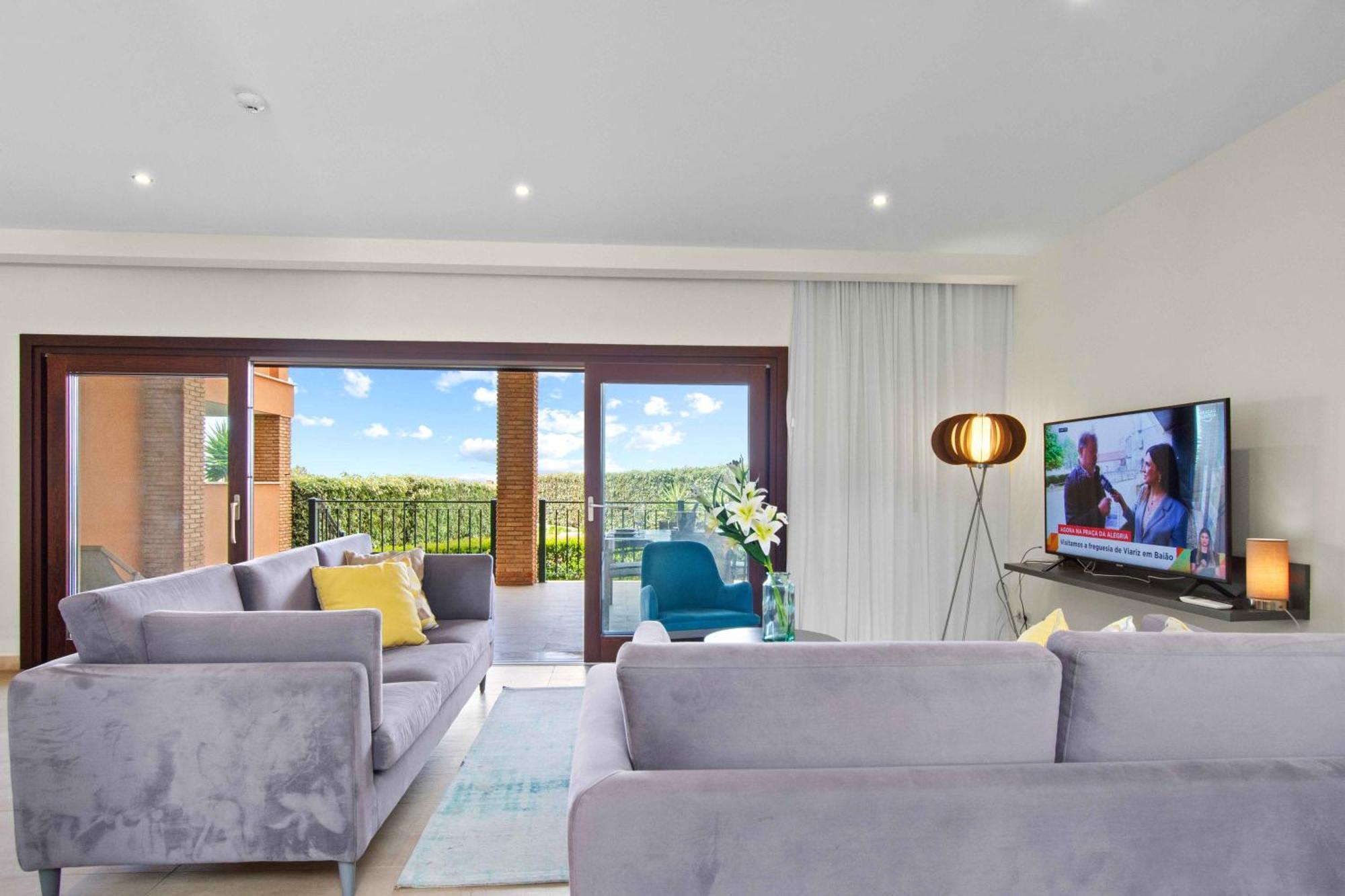 Resort Vale De Milho Village 5*