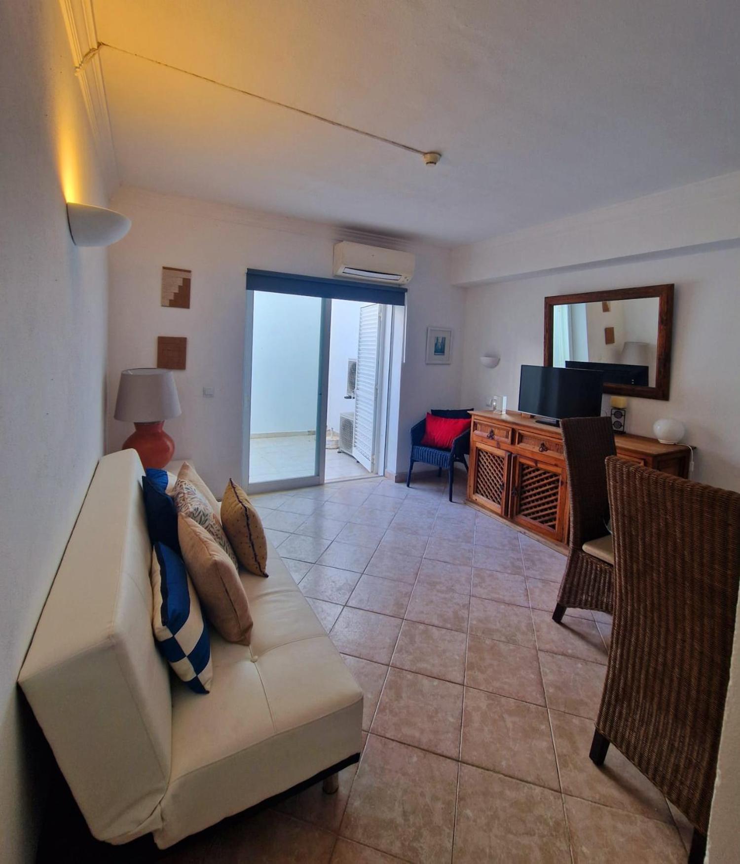 Apartamento Oura Sunset
