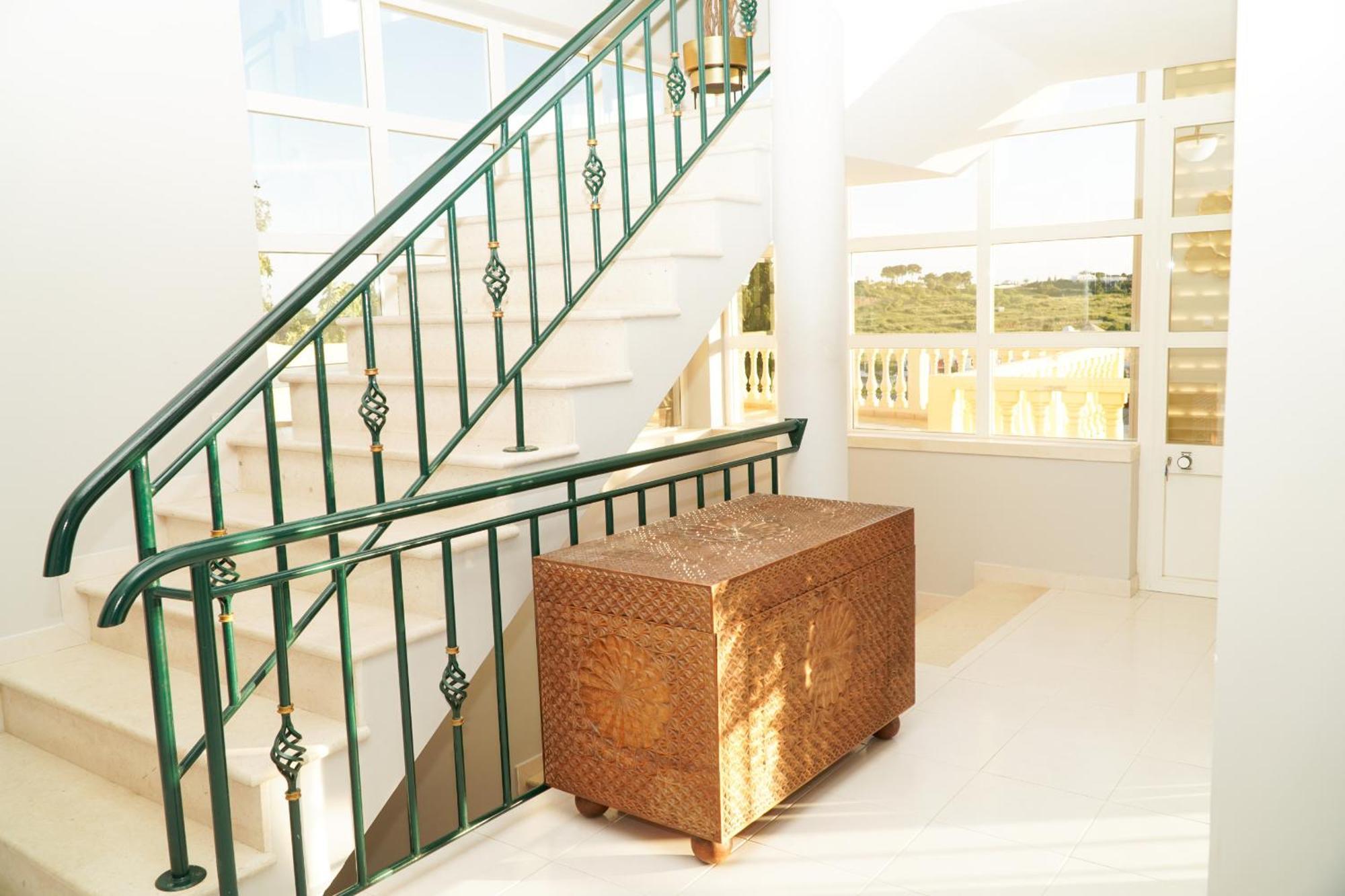 Seaside Serenity Villa Albufeira