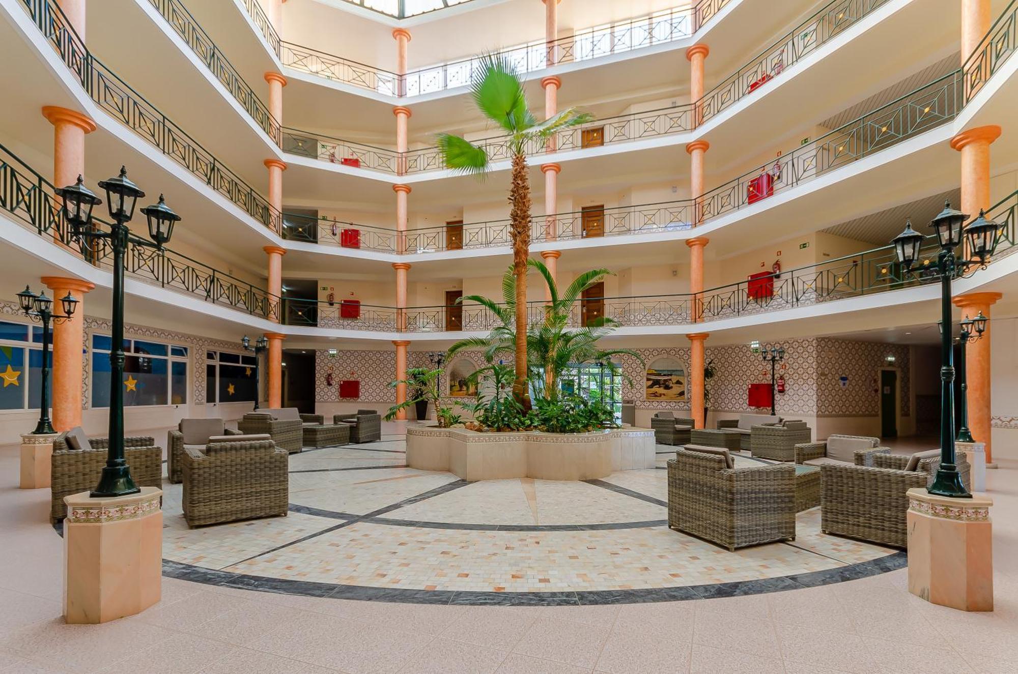 Turim Estrela Do Vau Aparthotel 4*