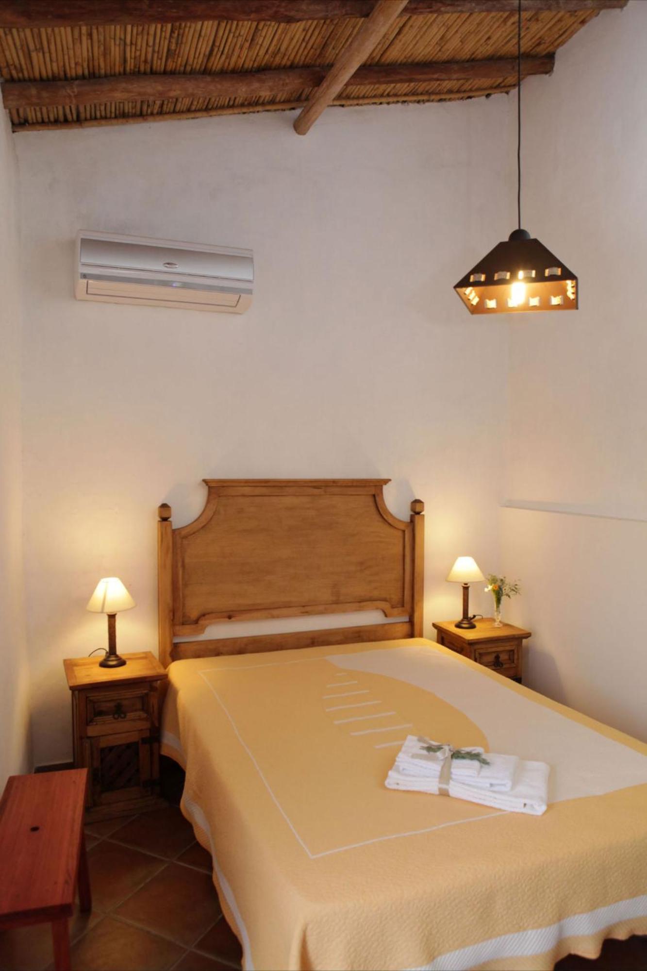 Casas Do Palheiro Velho Country house *
