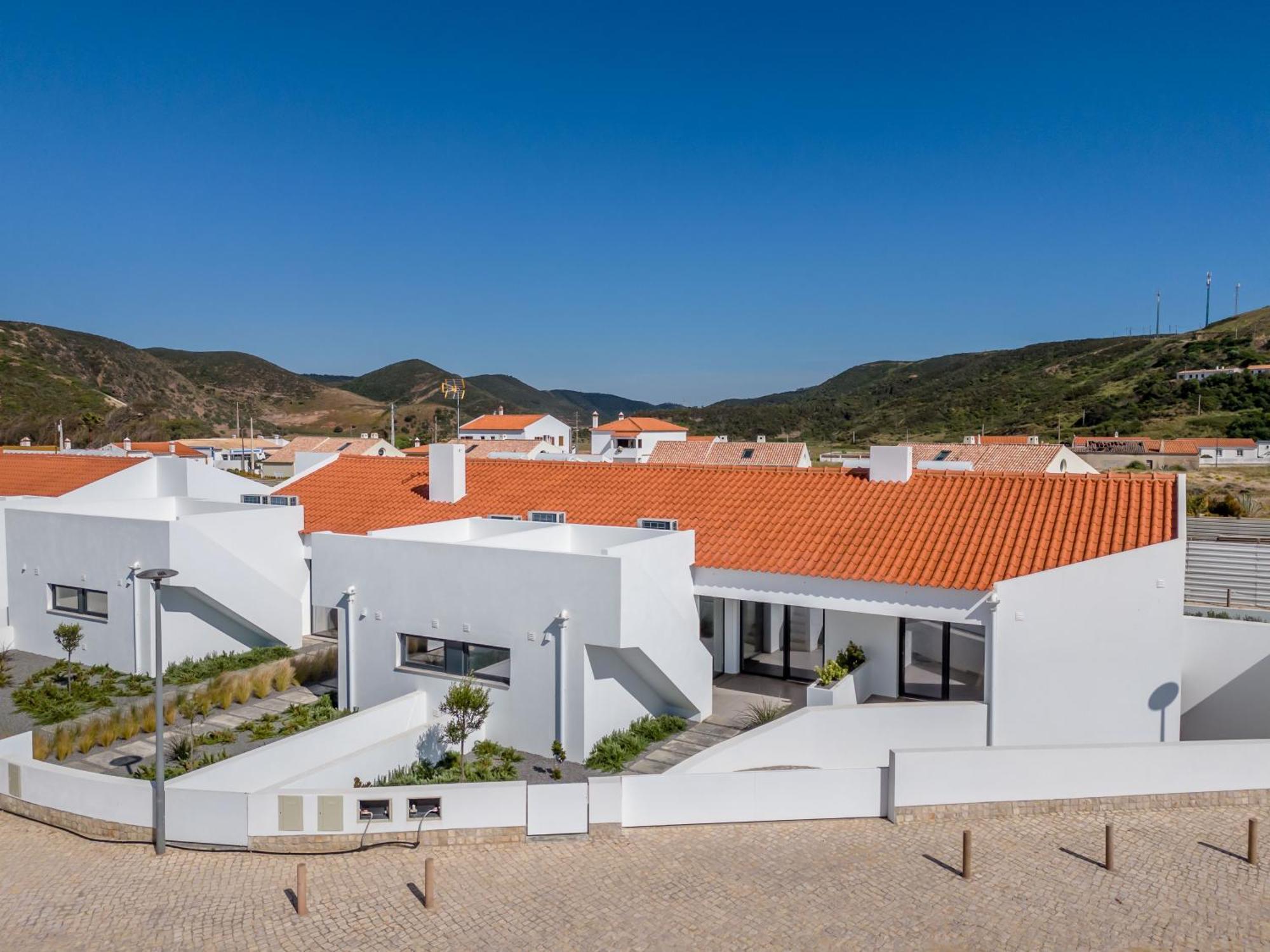 Casa Zavial *