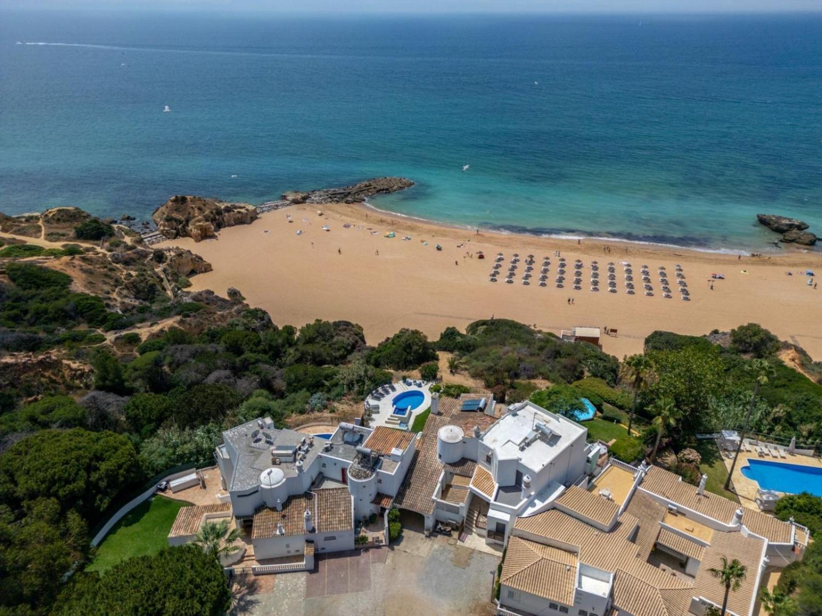 Villa Beachfront De La Private Pool&jacuzzi, Private Path