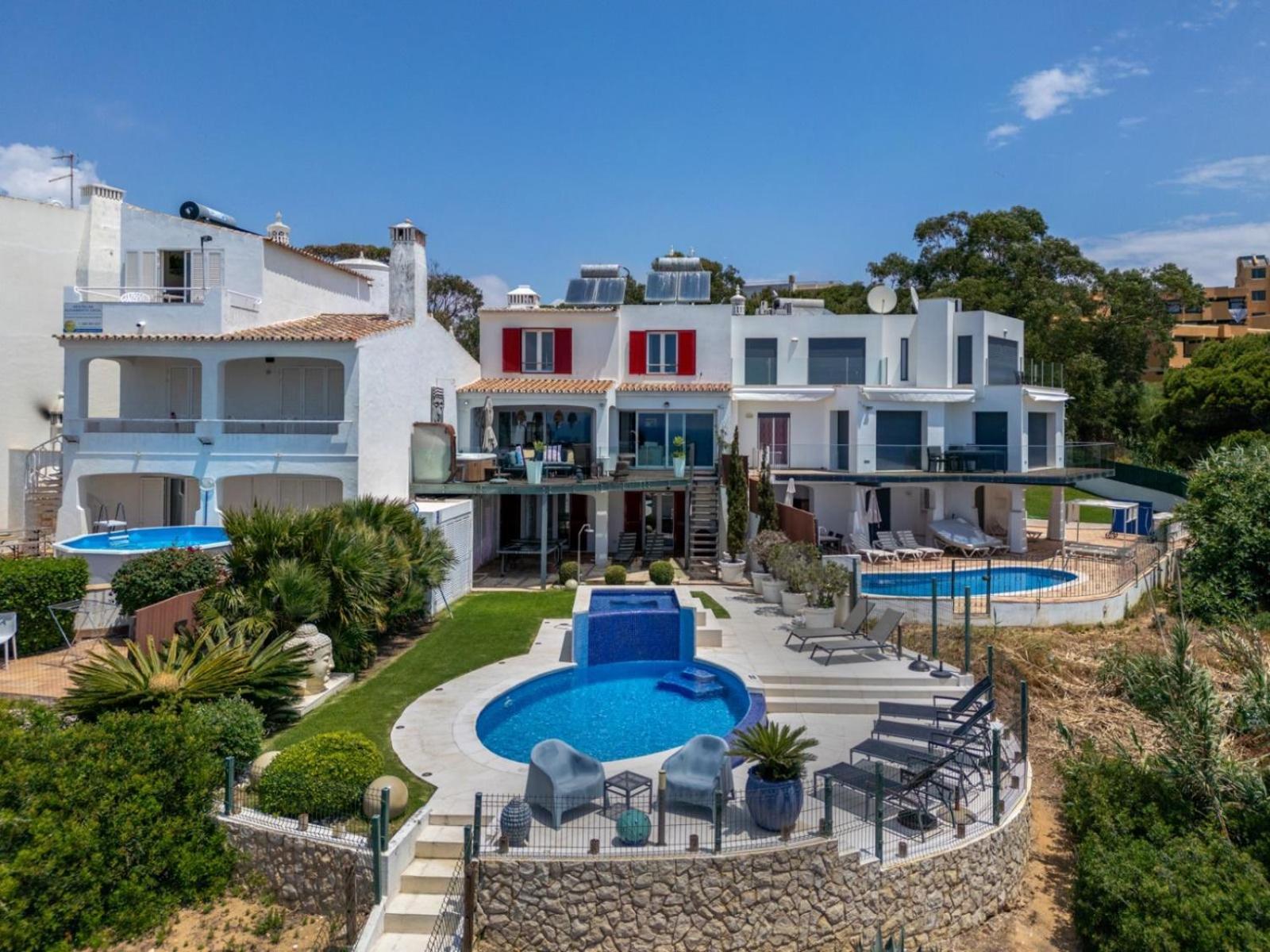 Villa Beachfront De La Private Pool&jacuzzi, Private Path *