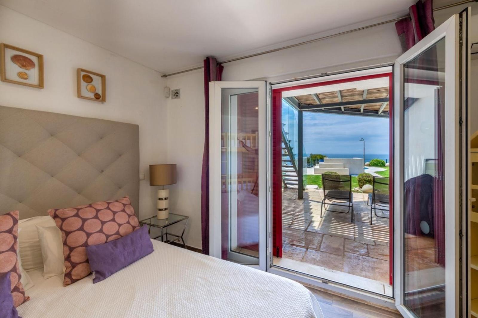 Villa Beachfront De La Private Pool&jacuzzi, Private Path *