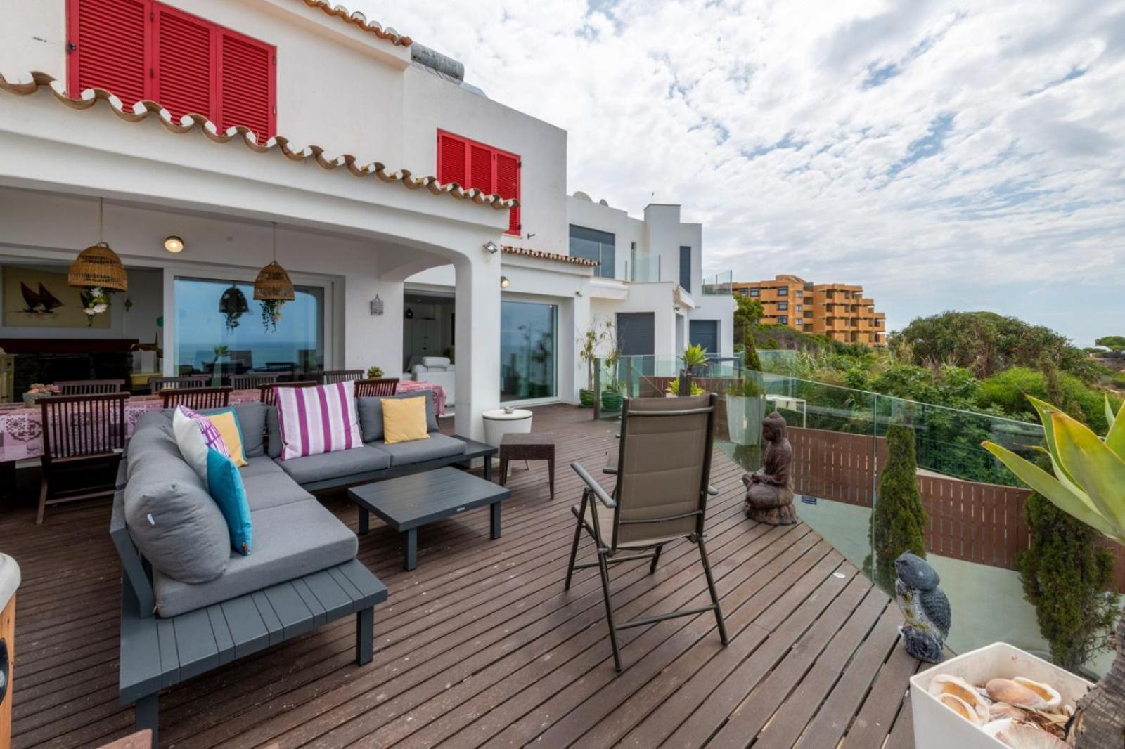 Villa Beachfront De La Private Pool&jacuzzi, Private Path Albufeira