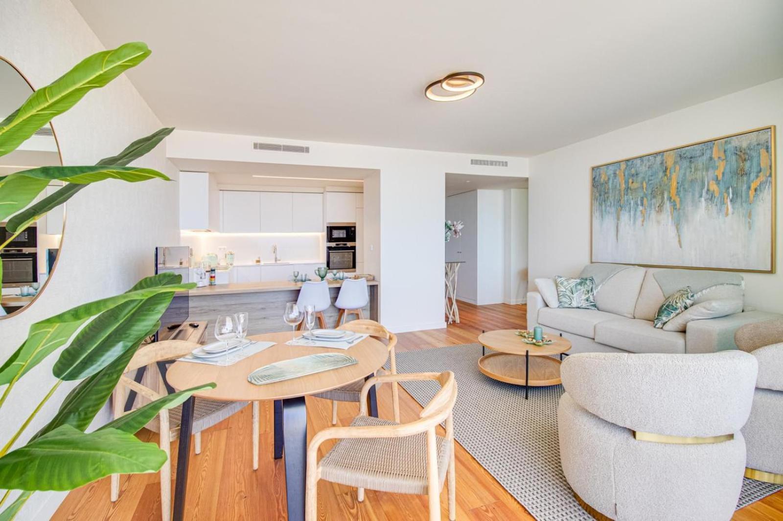 Bayline Cond - Sea View - - Pool - Gym - Truta By Bedzy Apartment *